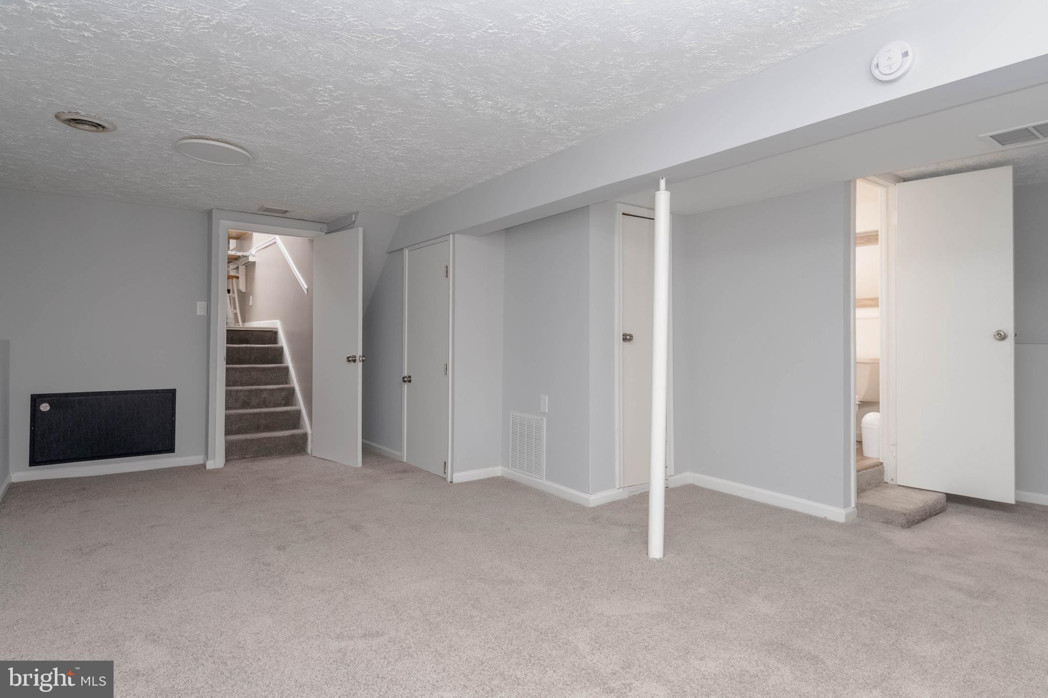 CHESAPEAKE ACRES - Residential