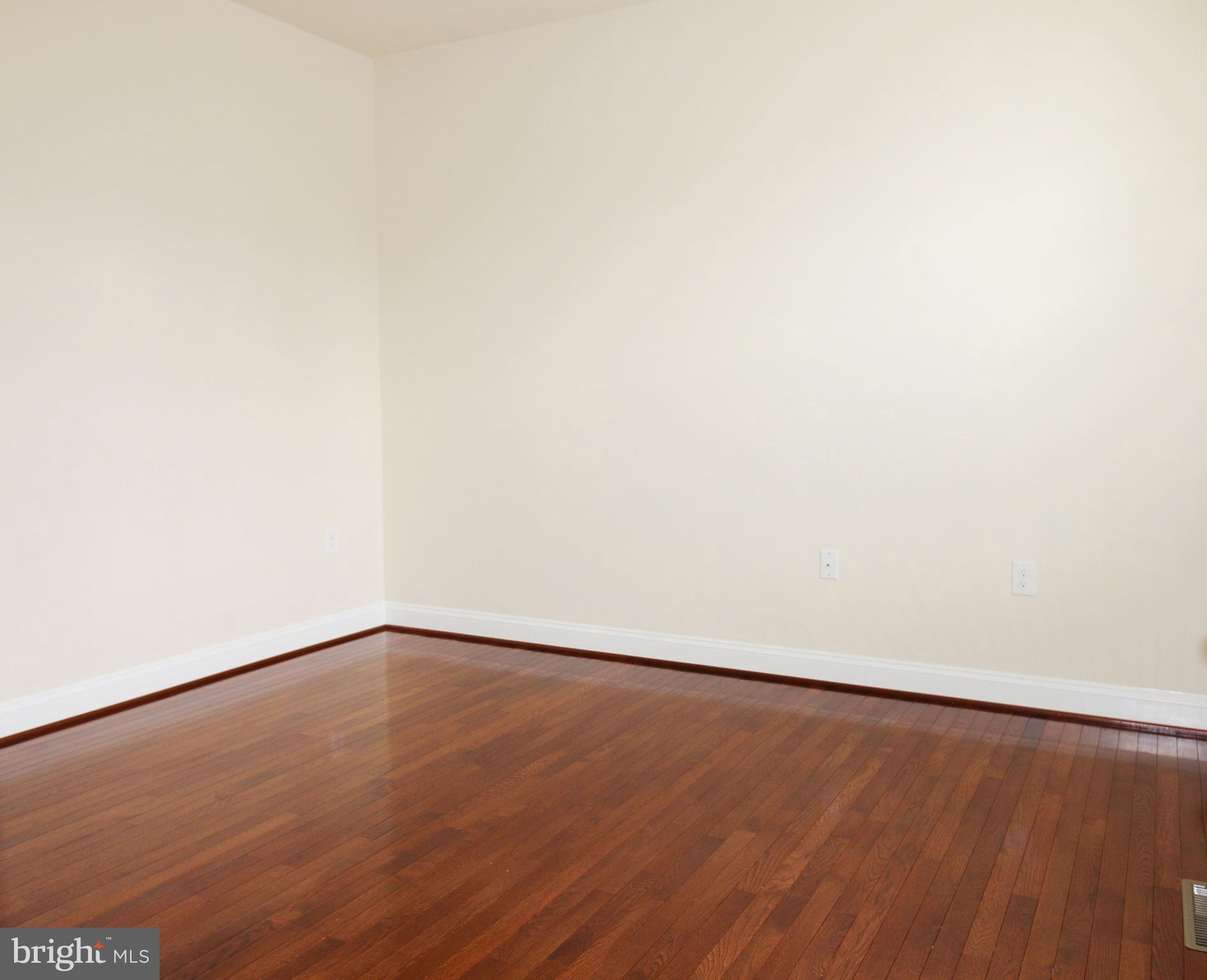 LAKELAND PLACE - Residential