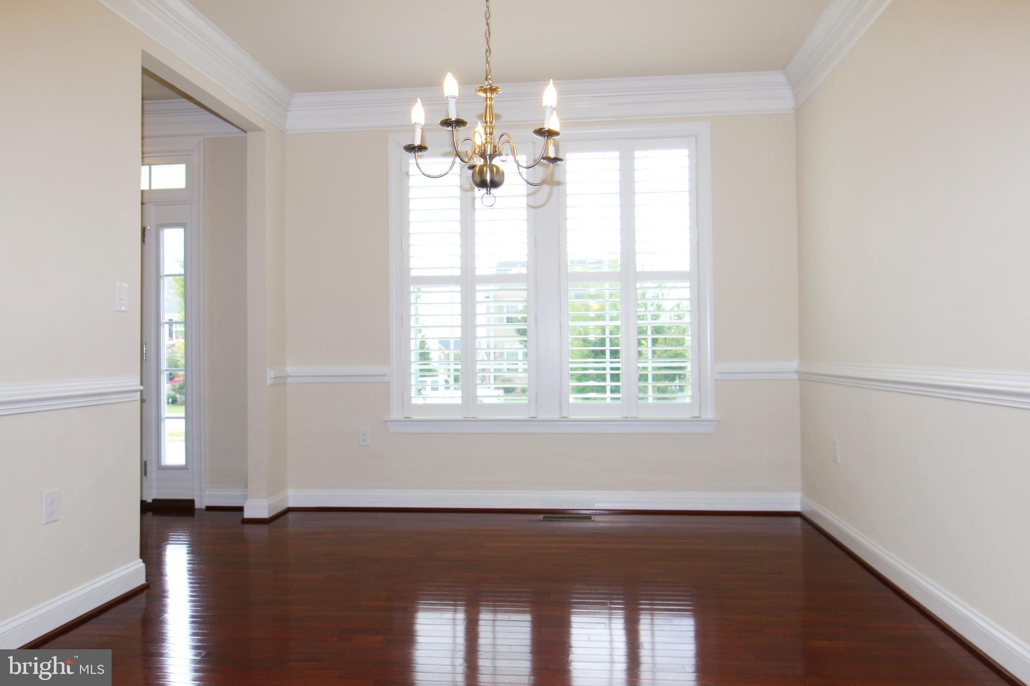 LAKELAND PLACE - Residential