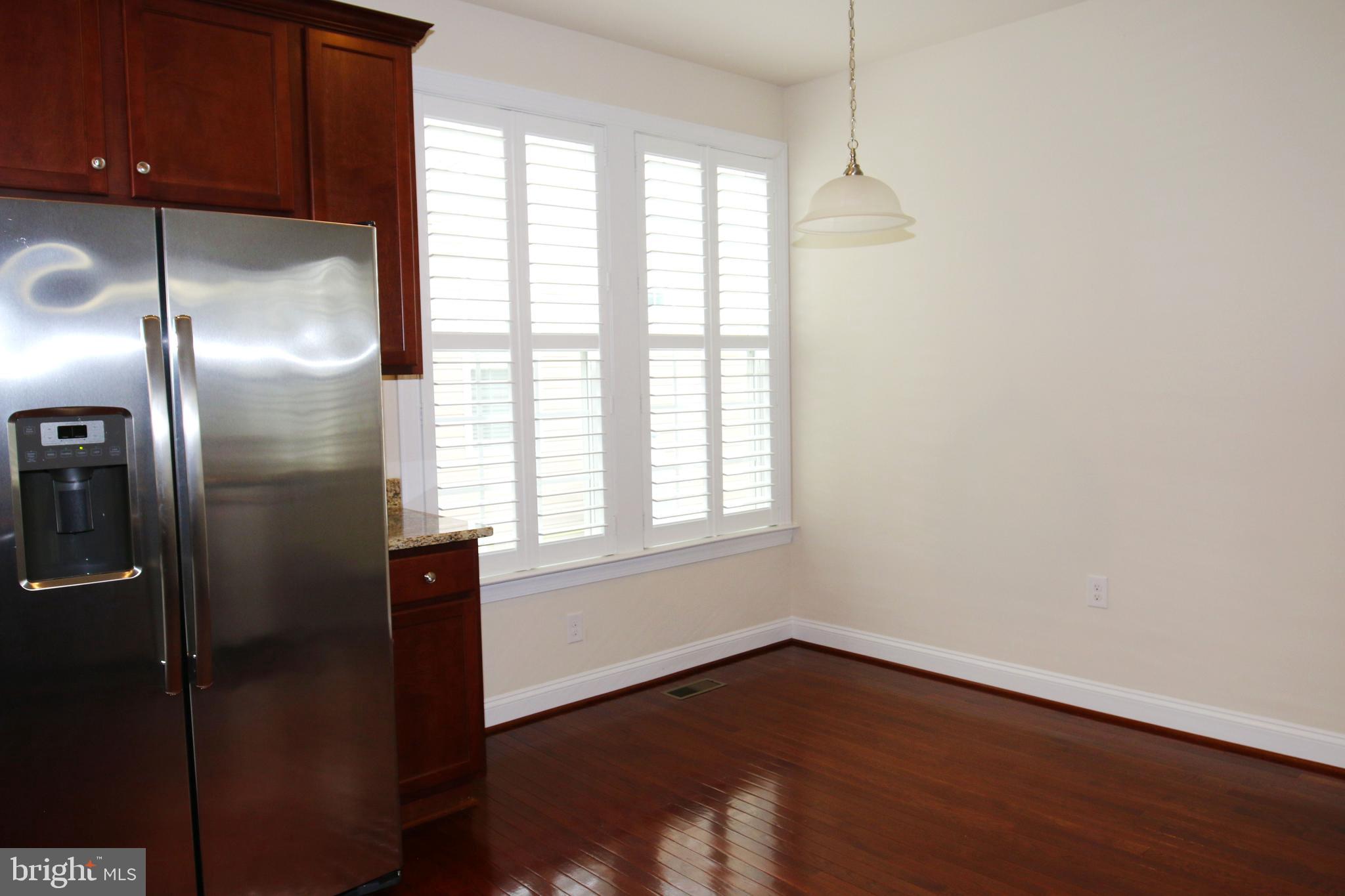 LAKELAND PLACE - Residential