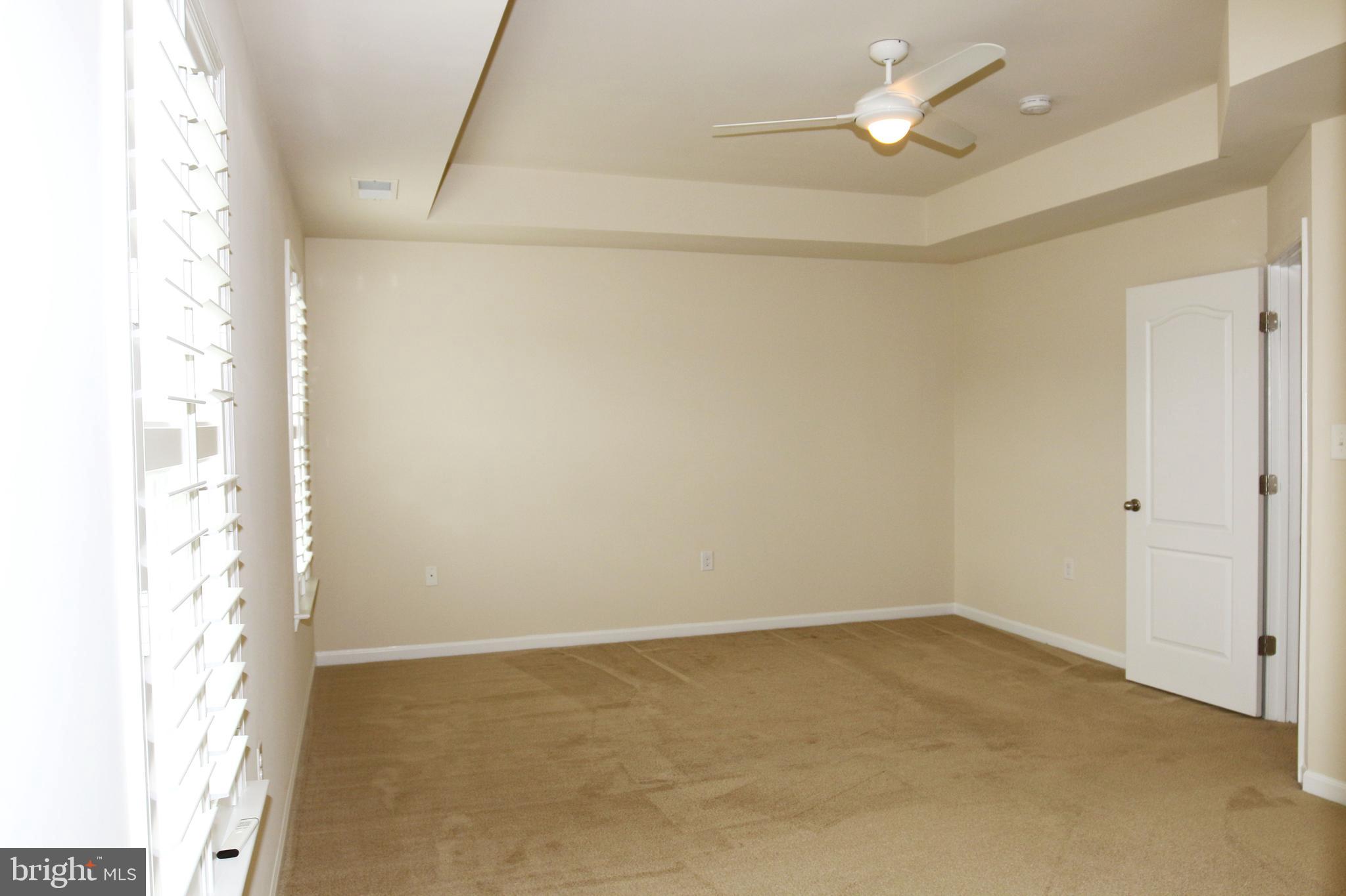 LAKELAND PLACE - Residential