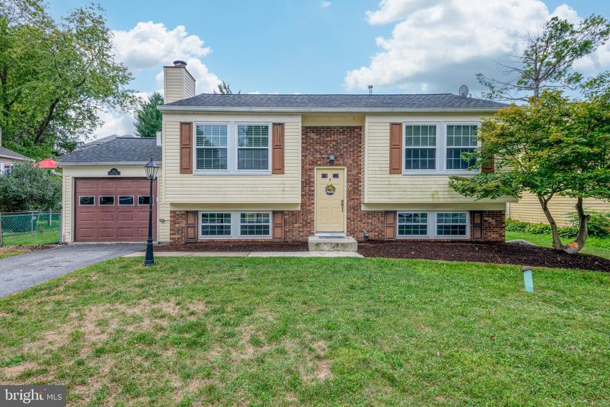 Detached 4BR, 2 full bath, bi-level in Manheim Township.  Roof - 2019.  HVAC - 2021.  Convenient location to shopping and major highways.