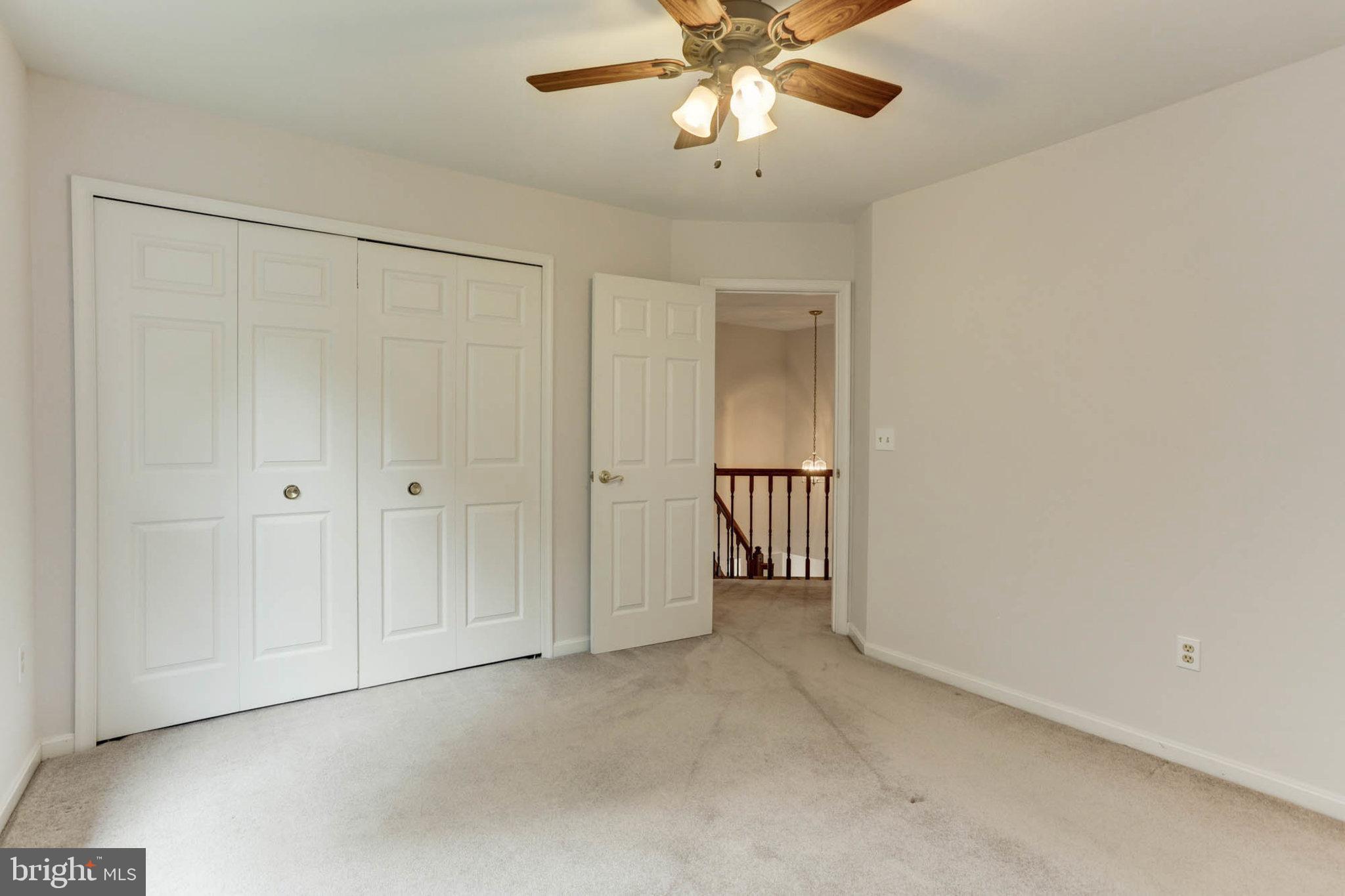 HUNT MEADOW - Residential