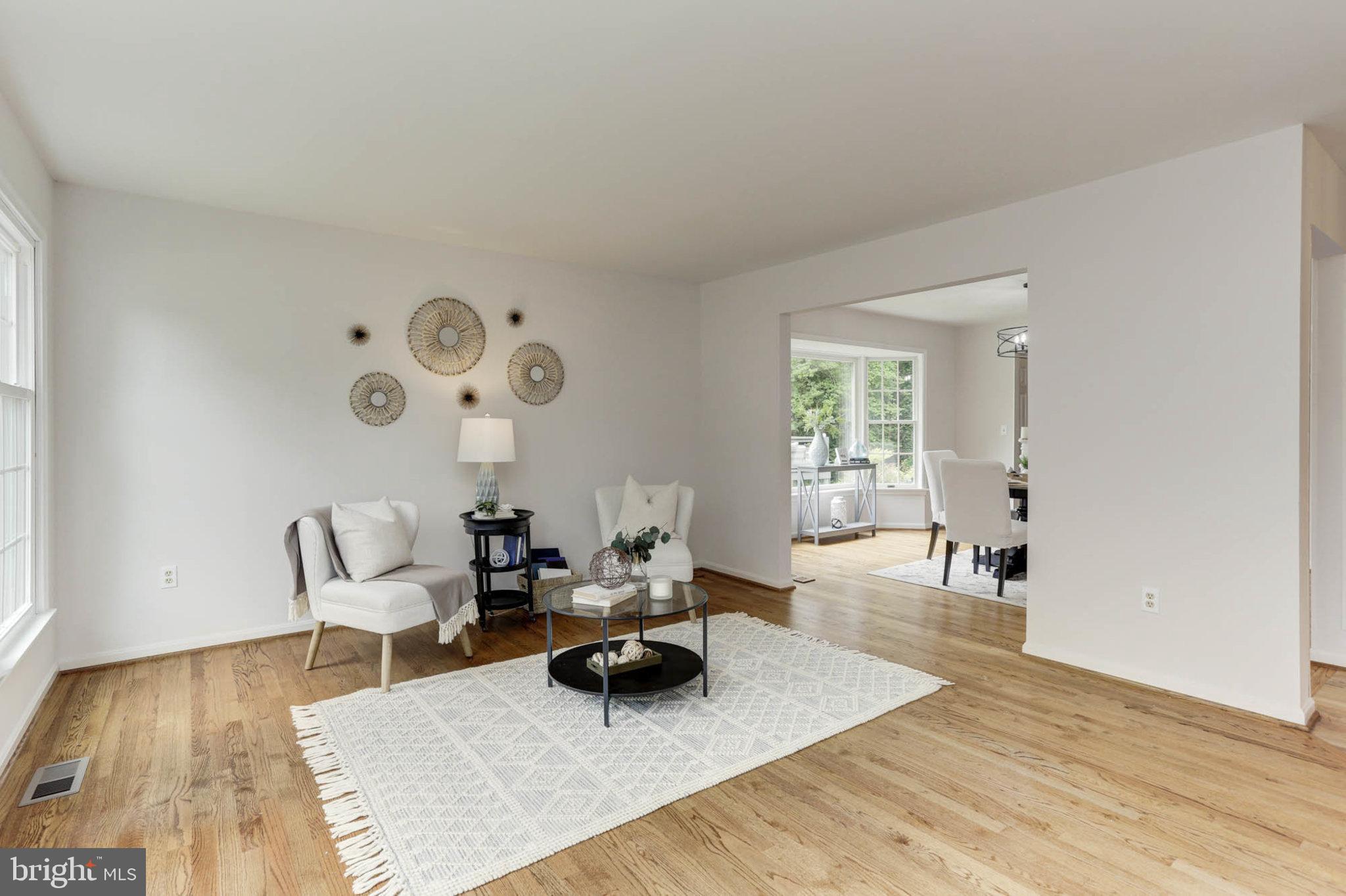 HUNT MEADOW - Residential