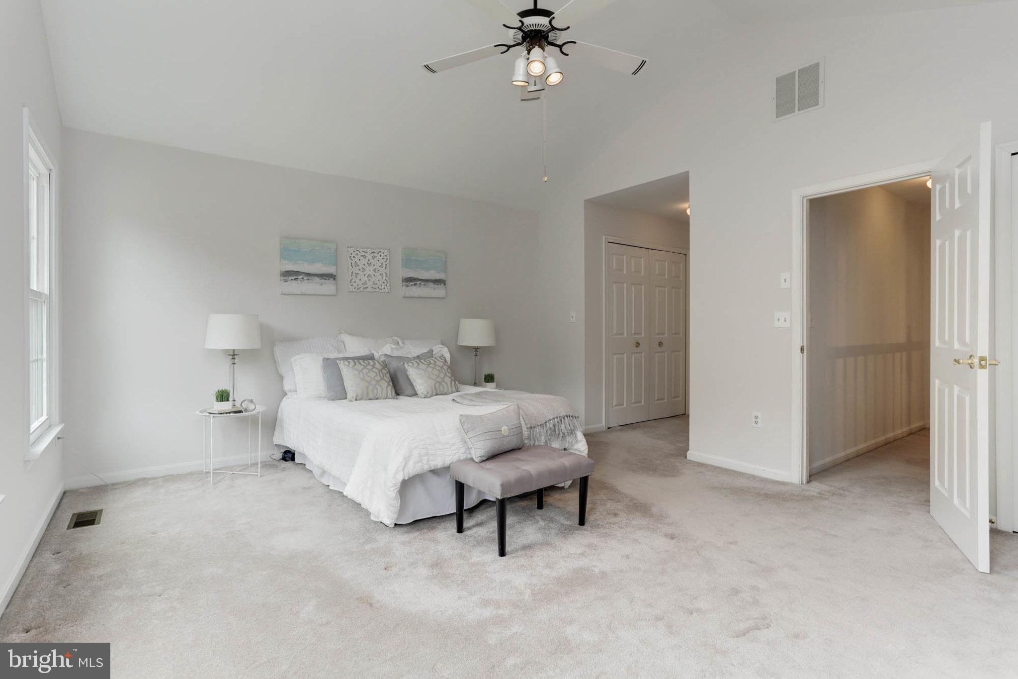 HUNT MEADOW - Residential