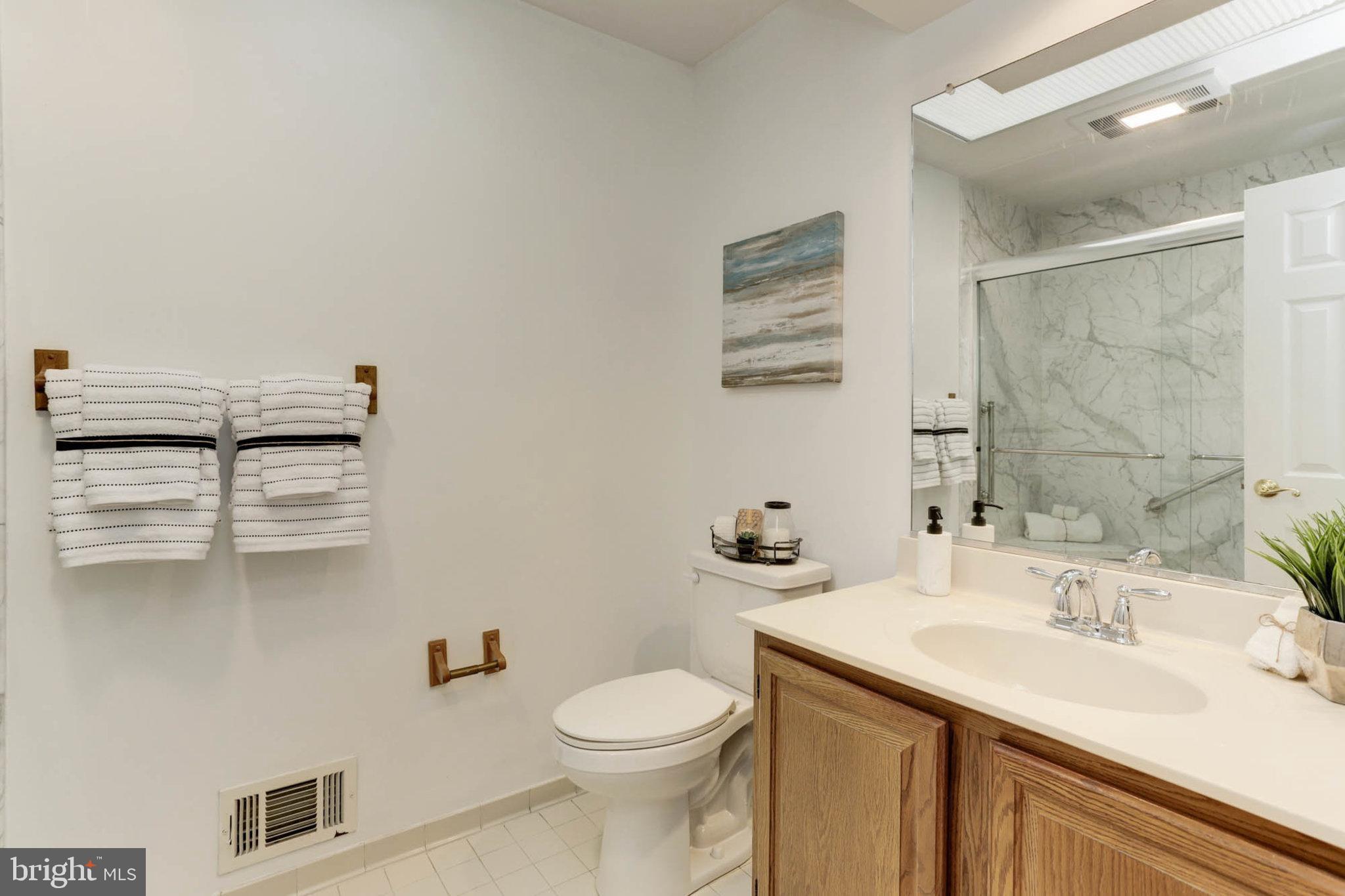 HUNT MEADOW - Residential