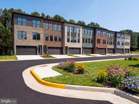 Townhouse For Sale - 11150 Lanier Farm Loop #1001A<br/> Prince William County, MANASSAS, VA 20109