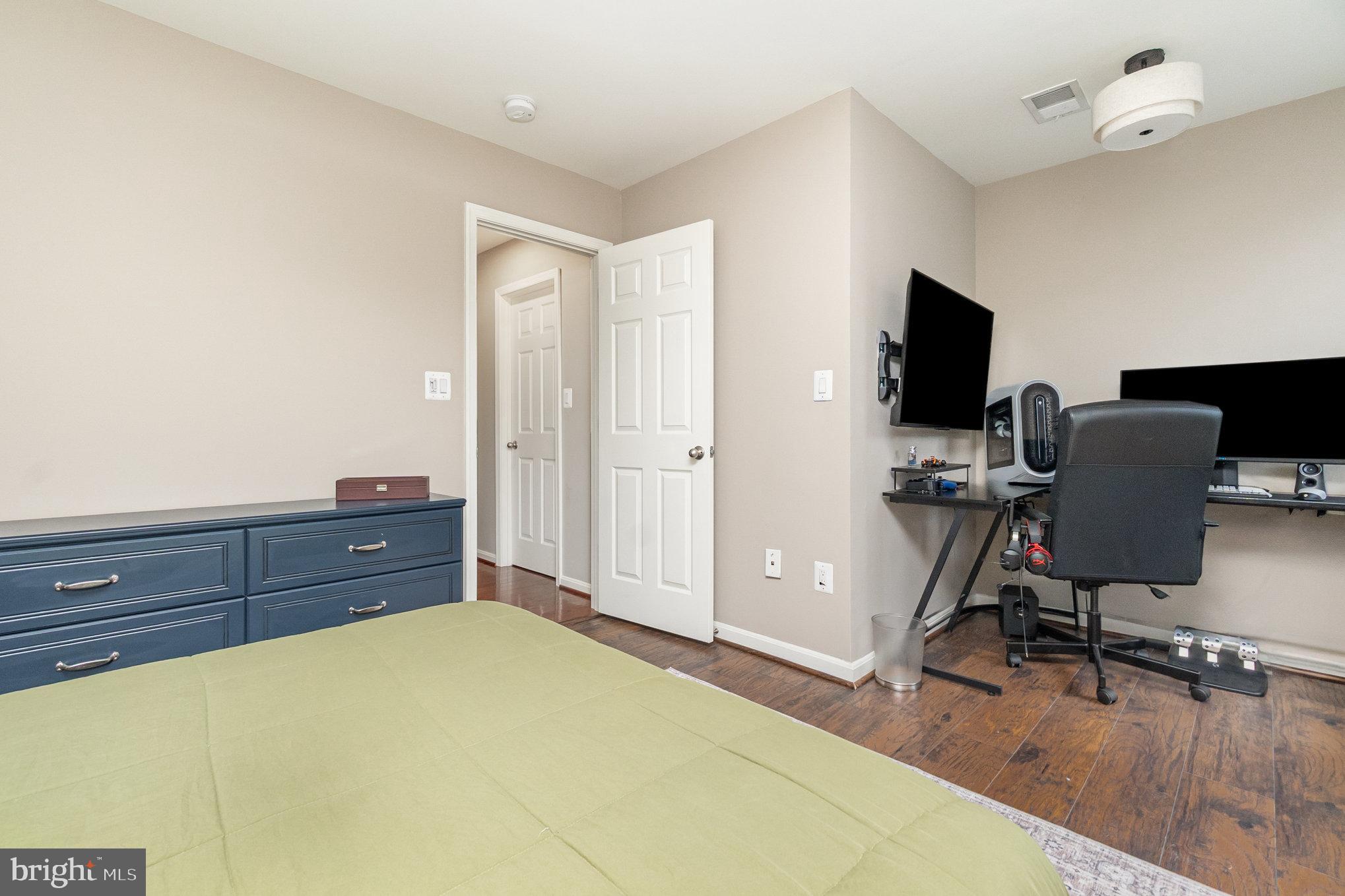 DEER HOLLOW - Residential