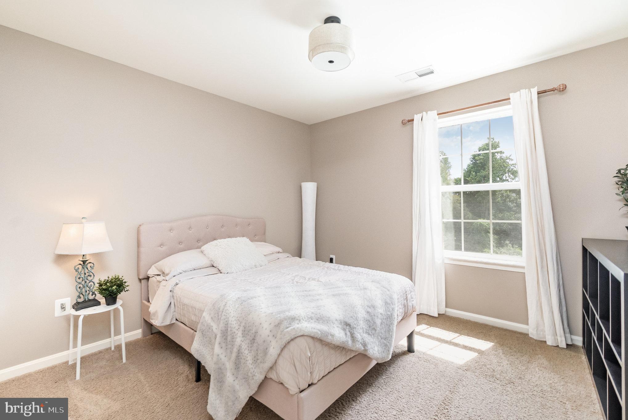 DEER HOLLOW - Residential