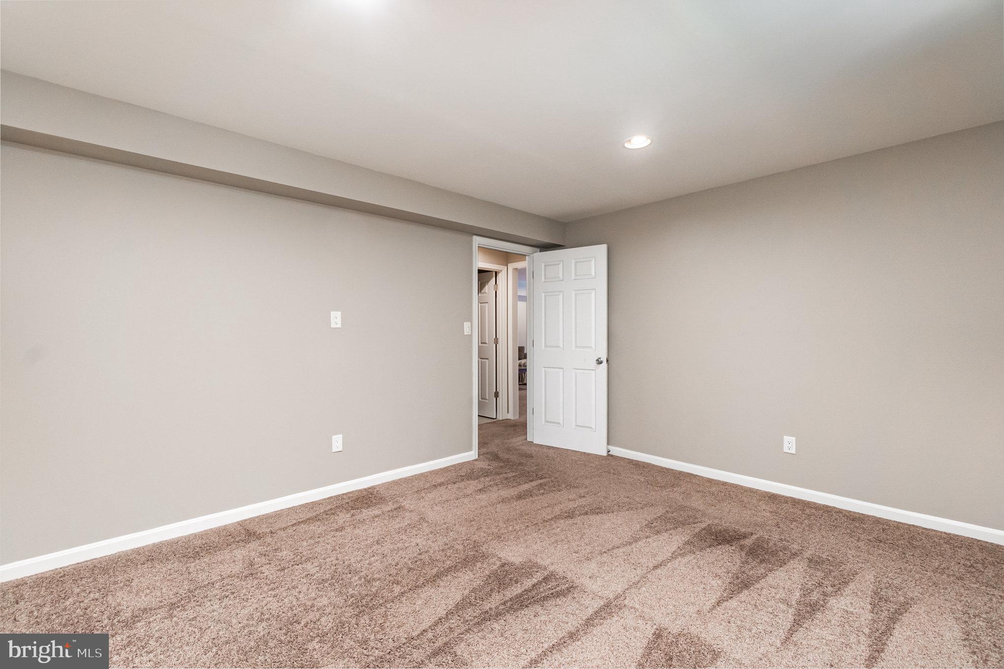 DEER HOLLOW - Residential