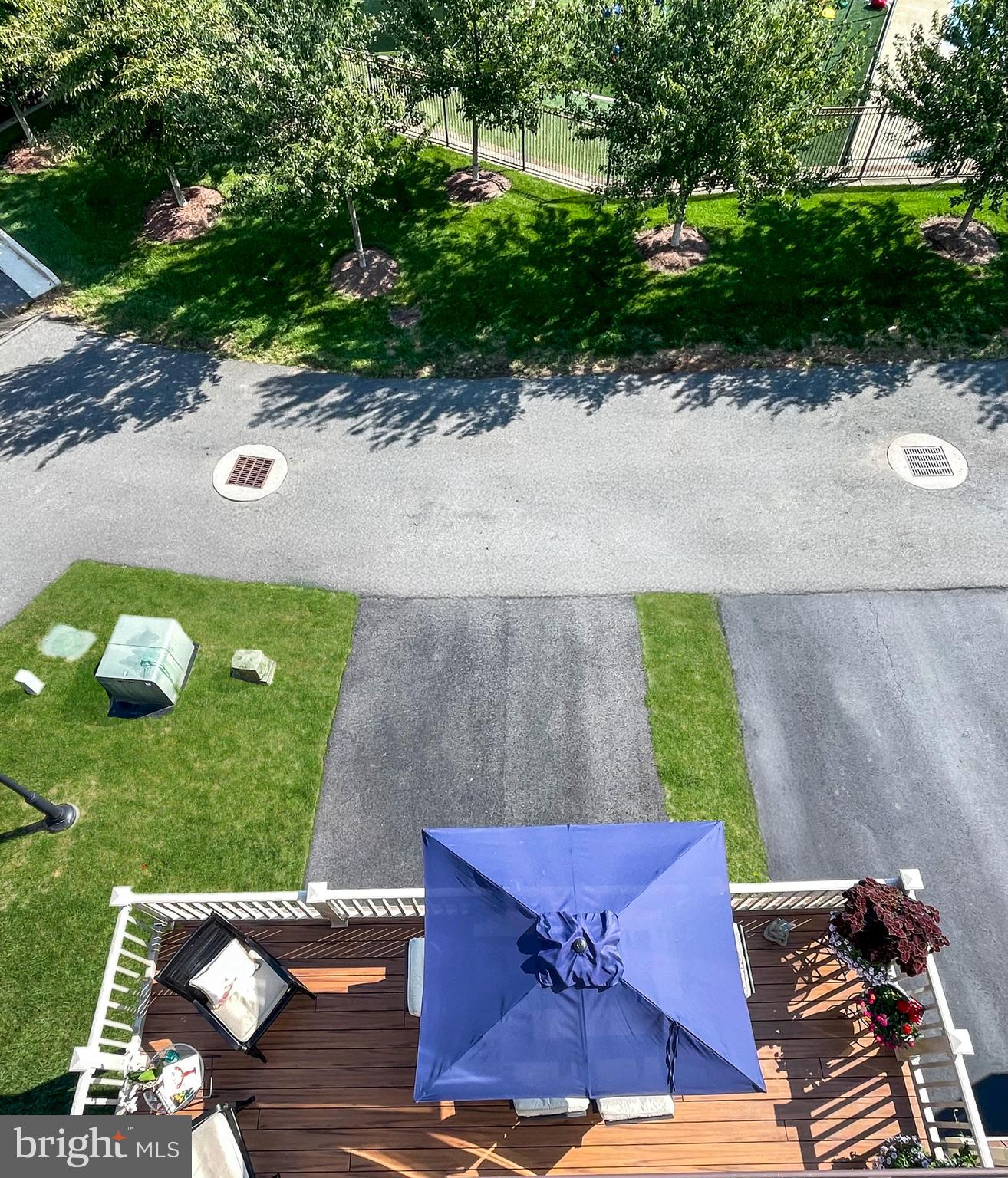 ONE LOUDOUN LANDBAY 2 - Residential