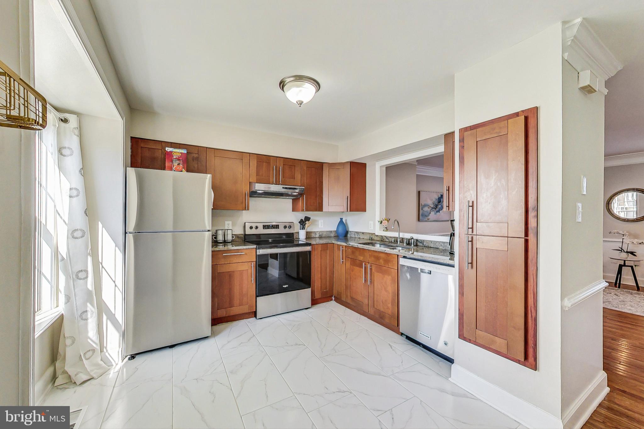 GUNNERS LAKE VILLAGE - Residential