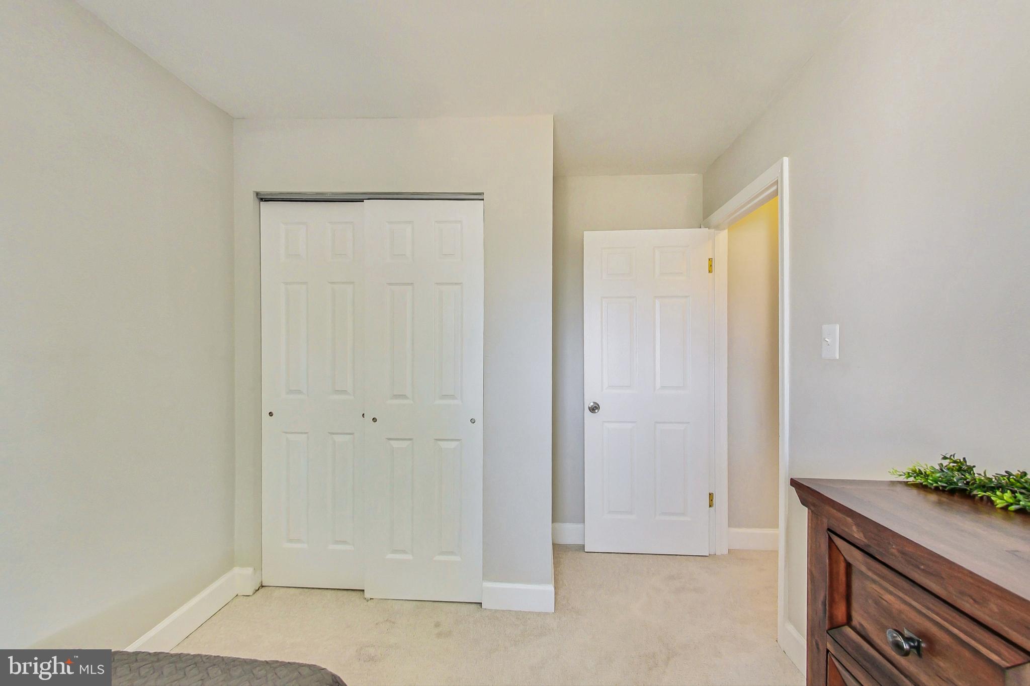 GUNNERS LAKE VILLAGE - Residential