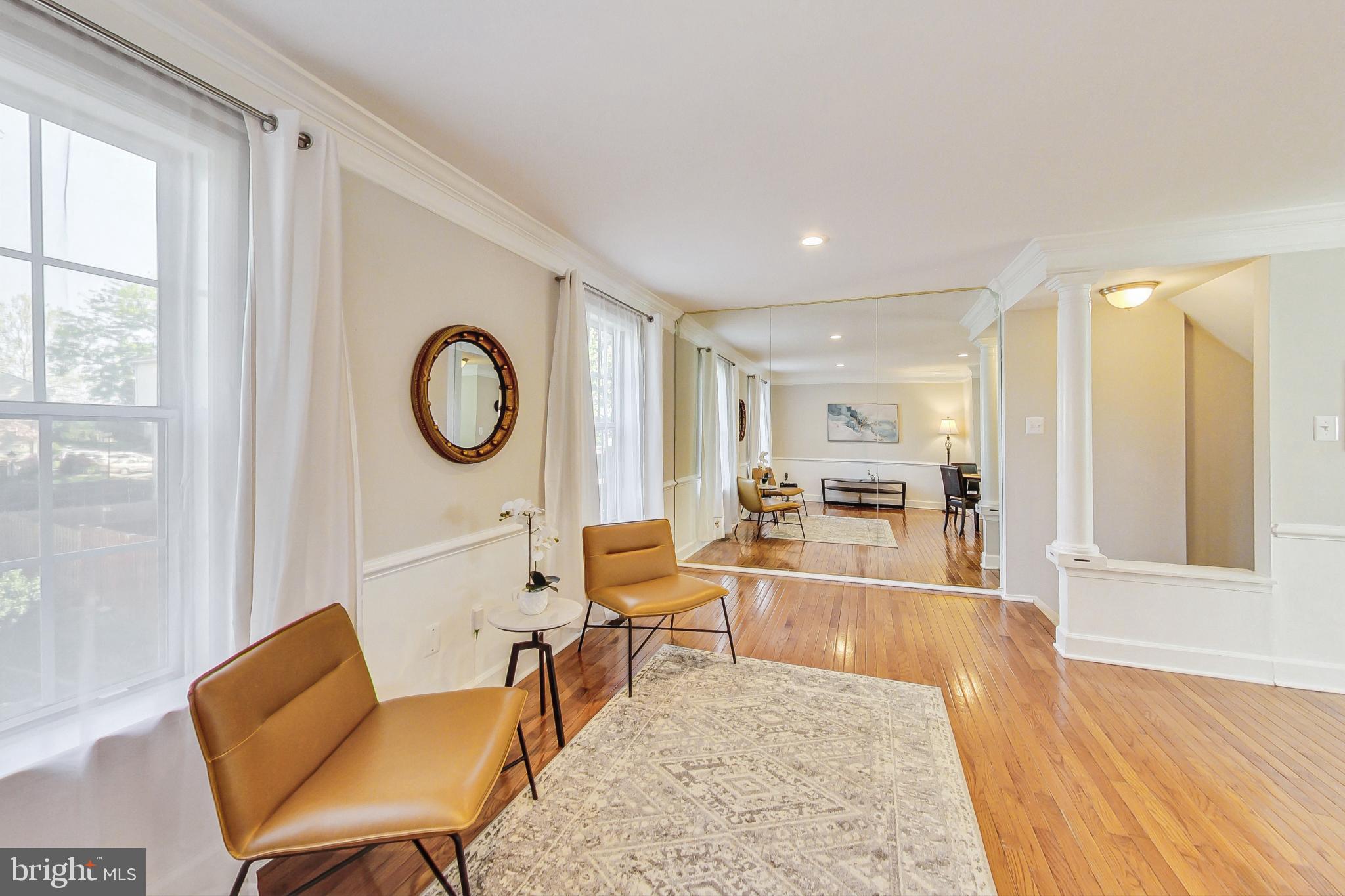 GUNNERS LAKE VILLAGE - Residential