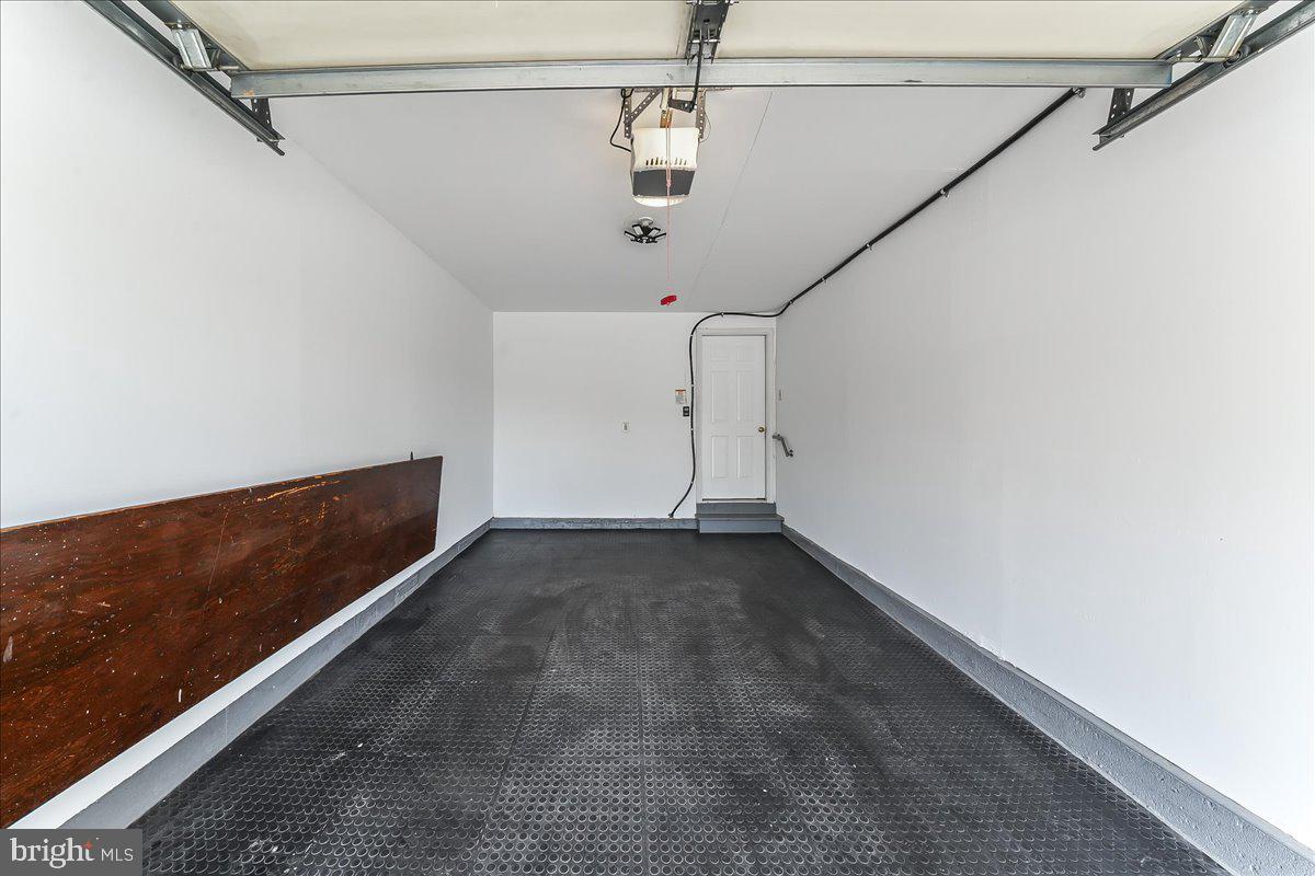 CHARLESTOWN HUNT - Residential