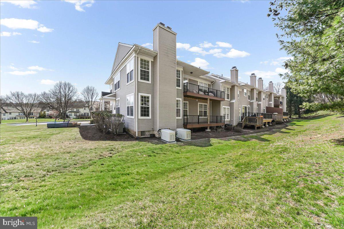 CHARLESTOWN HUNT - Residential