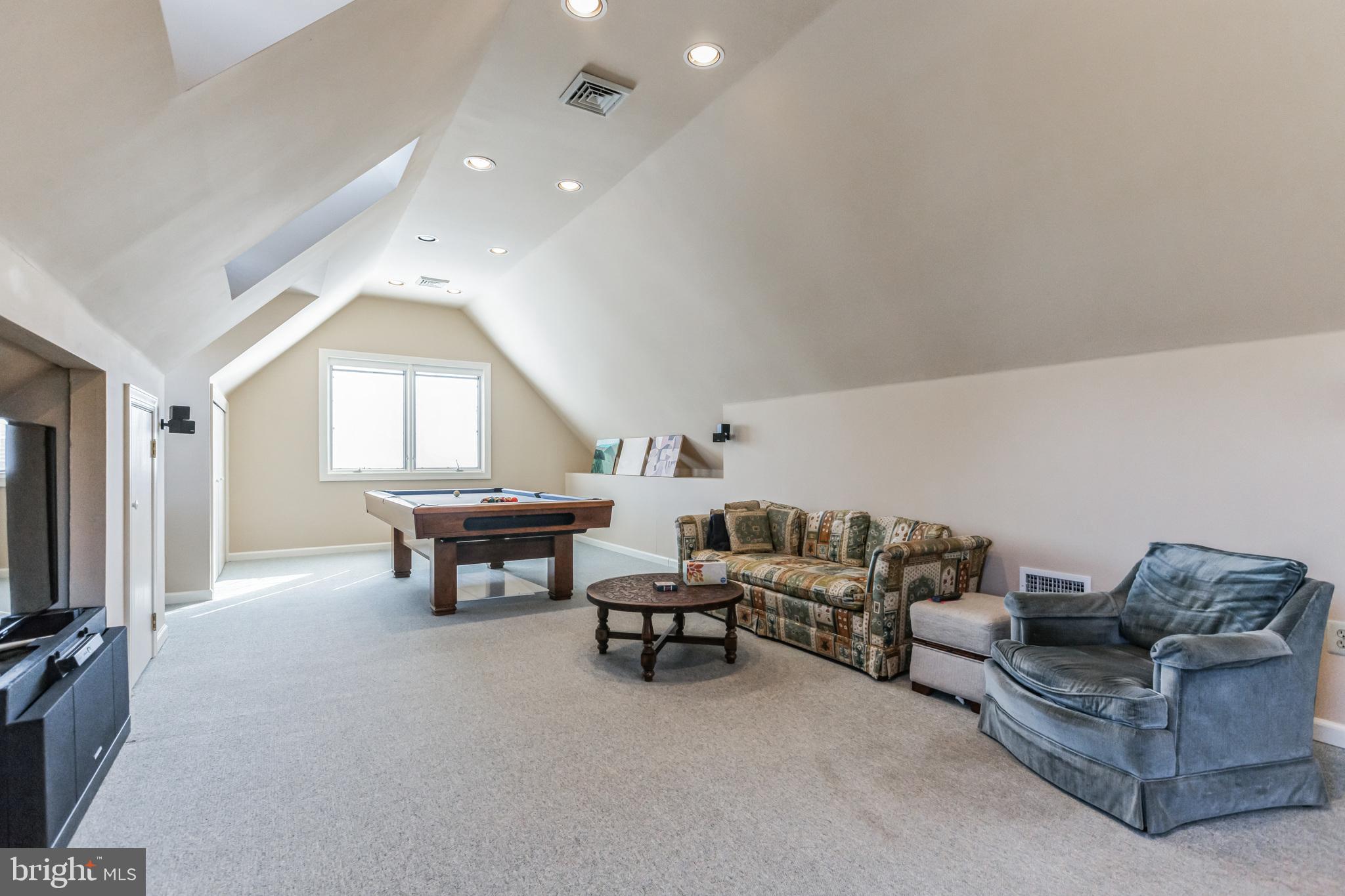 MEADOWVIEW FARMS - Residential