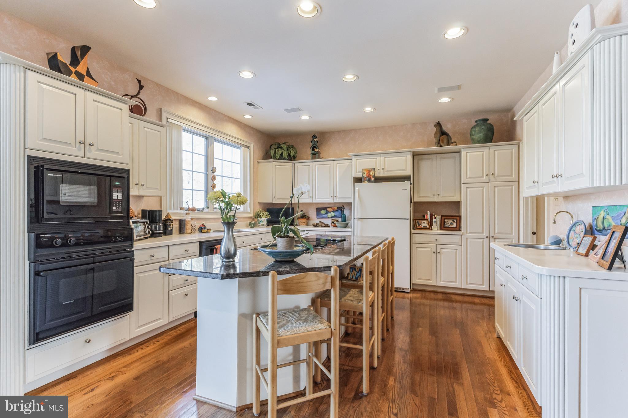 MEADOWVIEW FARMS - Residential