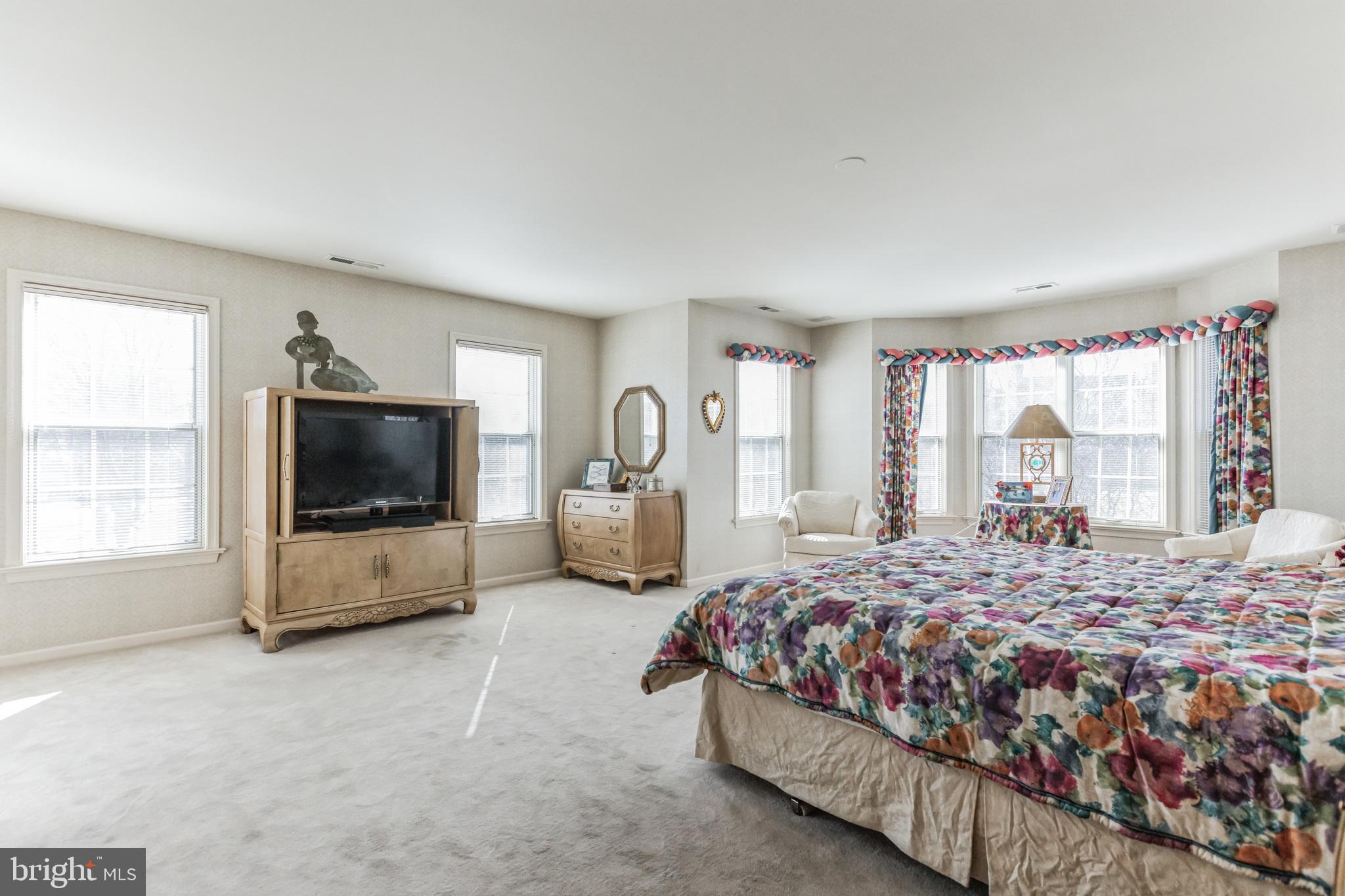 MEADOWVIEW FARMS - Residential