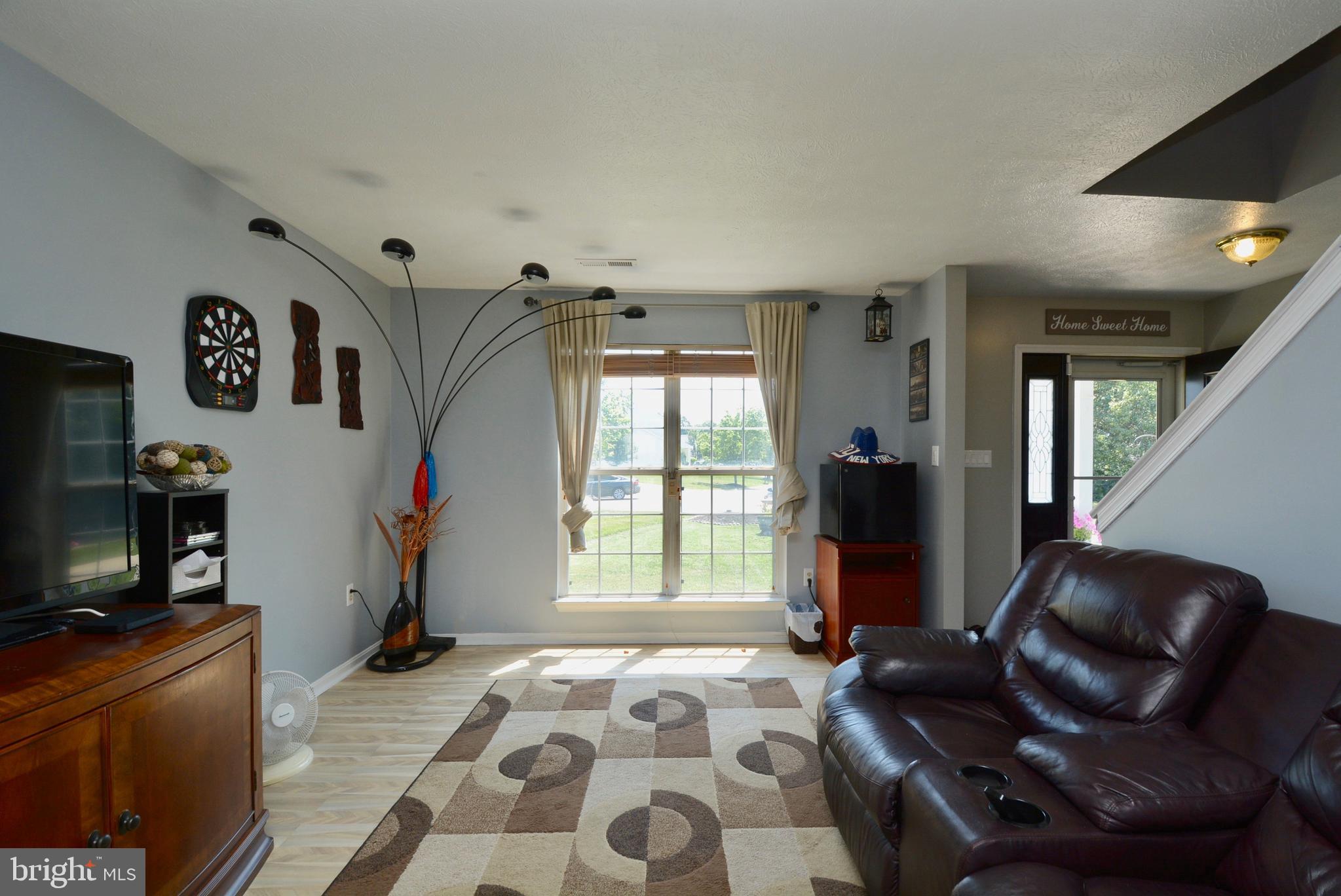 DORCHESTER - ST. CHARLES - Residential