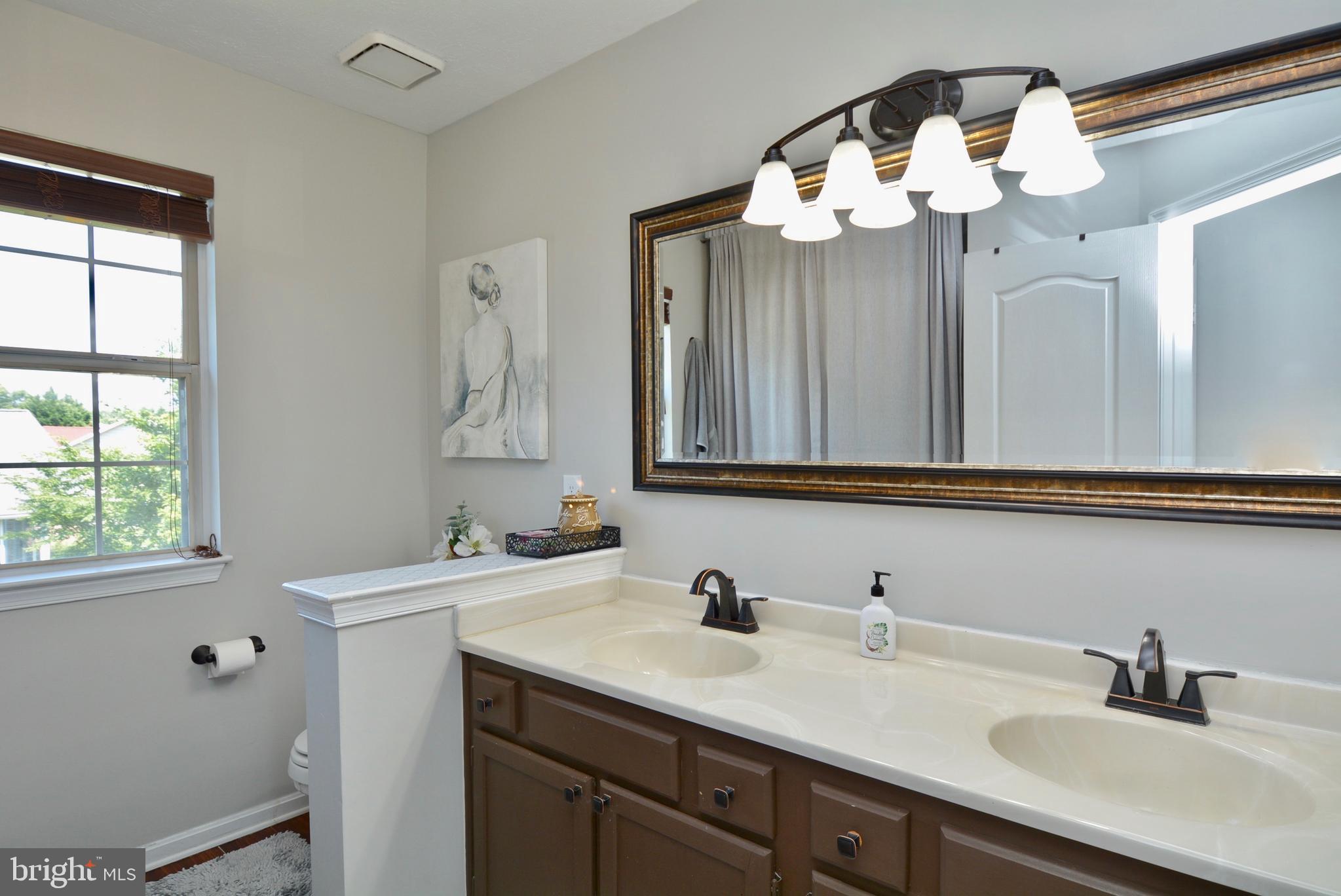 DORCHESTER - ST. CHARLES - Residential