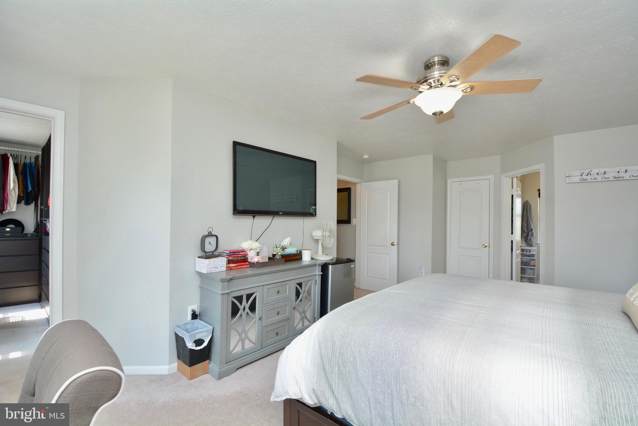 DORCHESTER - ST. CHARLES - Residential