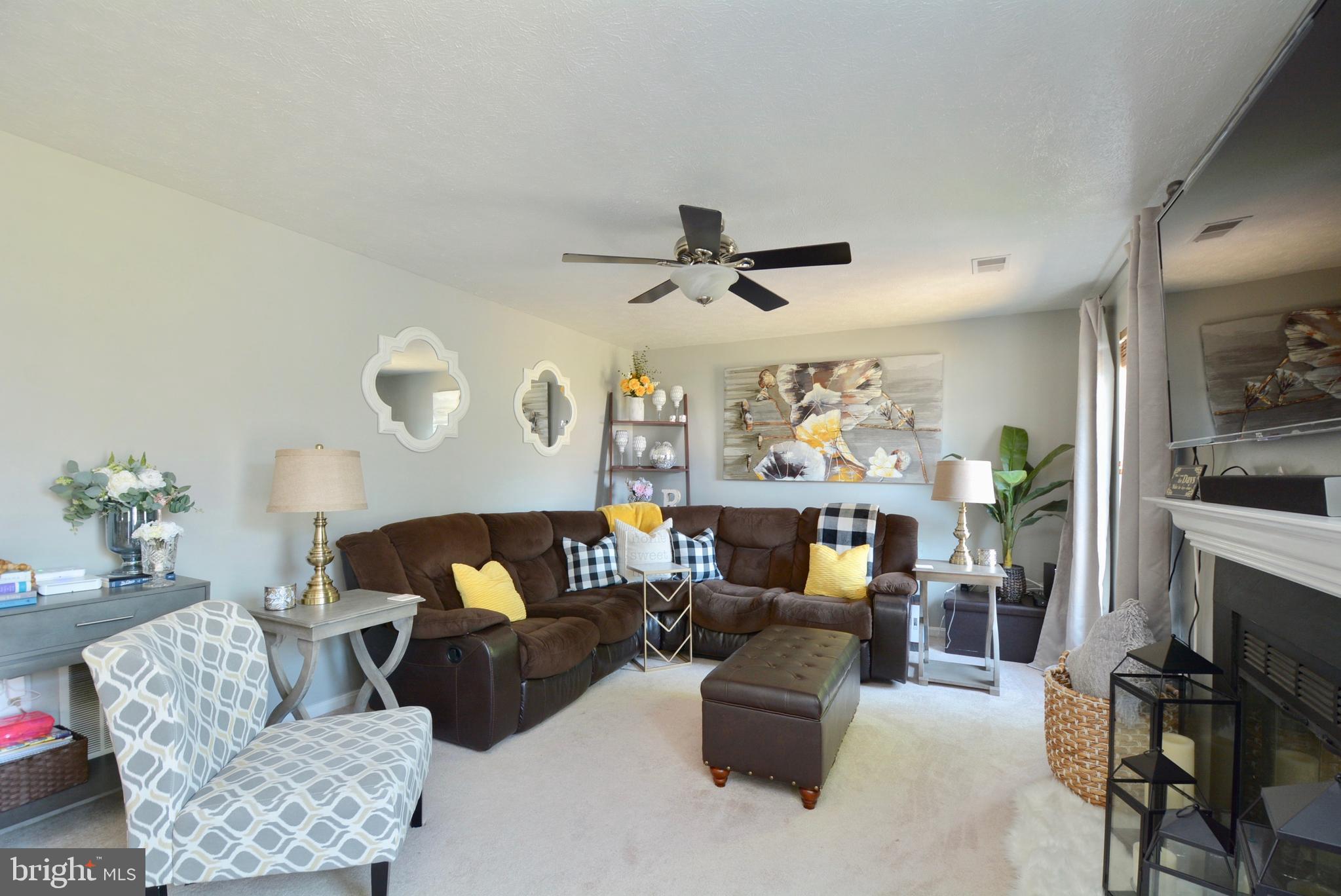 DORCHESTER - ST. CHARLES - Residential