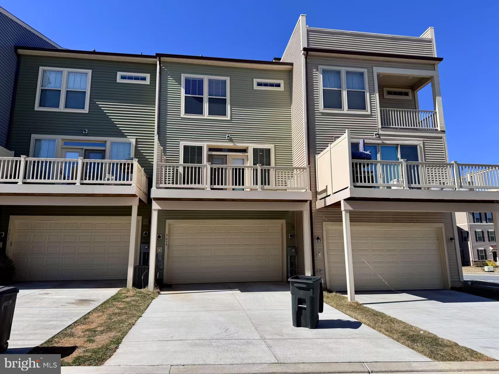 STONE BARN VILLAGE - Residential Lease