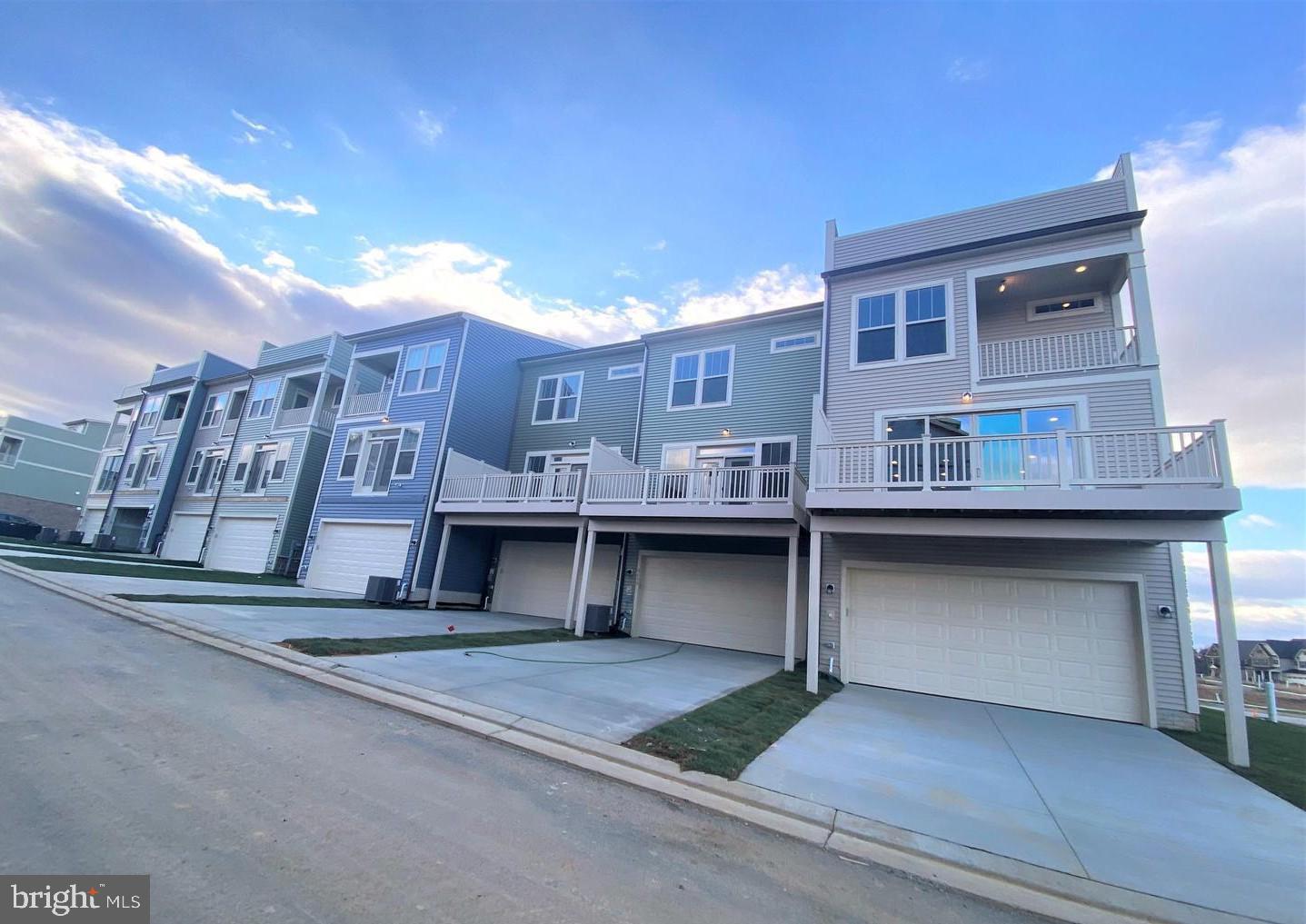 STONE BARN VILLAGE - Residential Lease