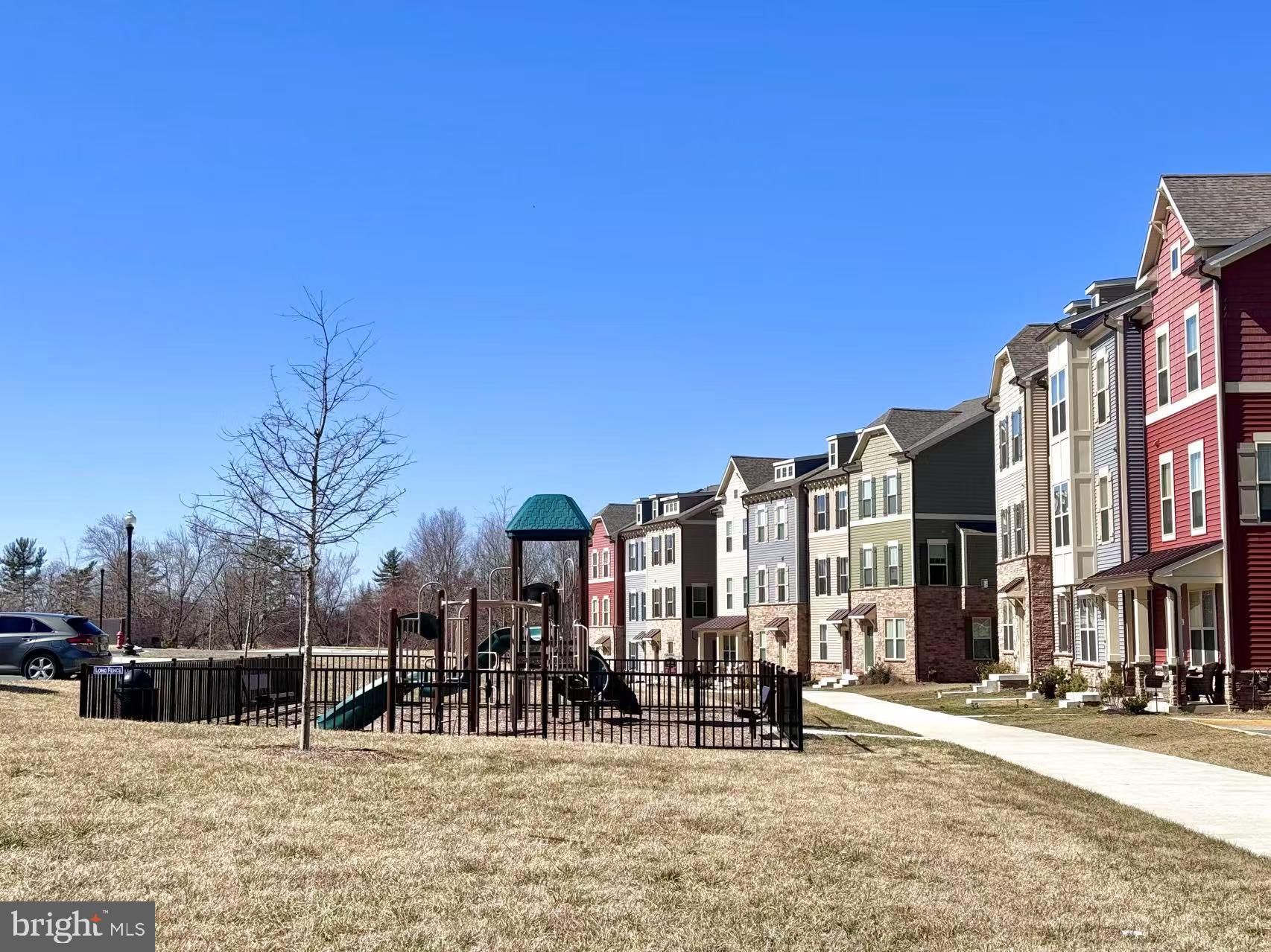 STONE BARN VILLAGE - Residential Lease