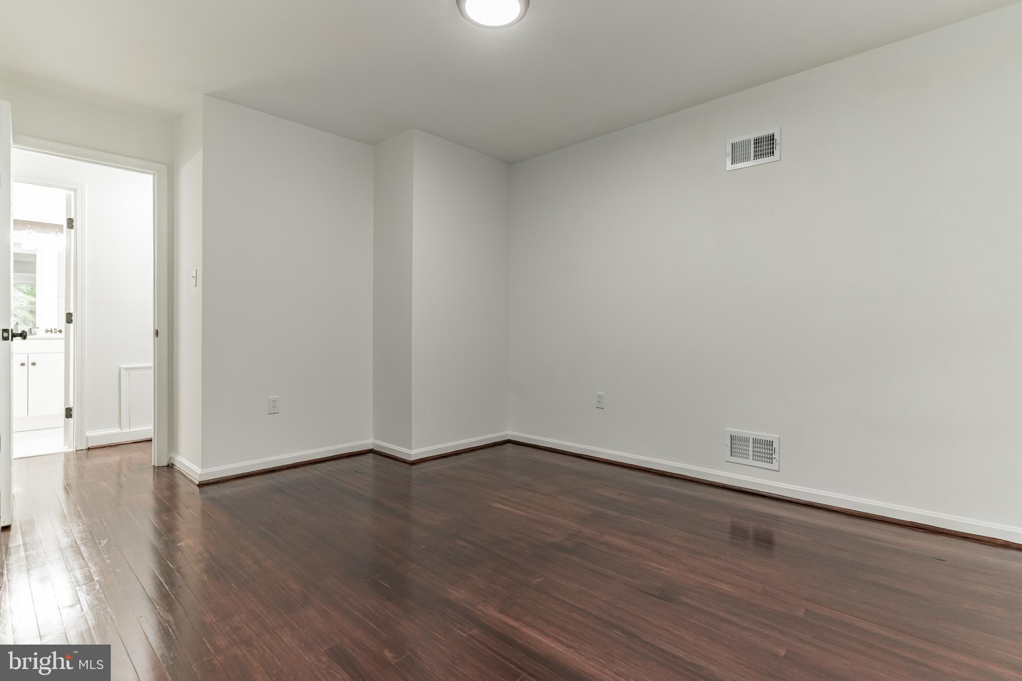 MARLTON - Residential