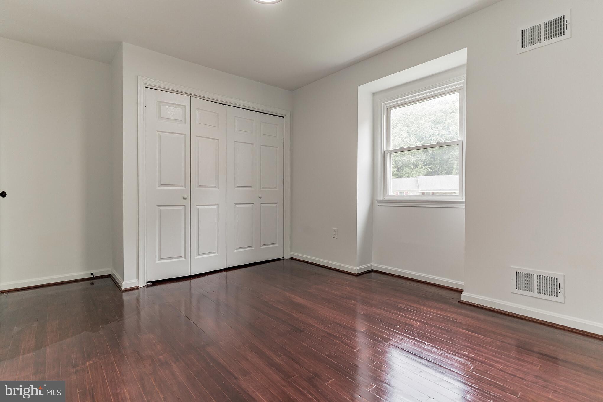 MARLTON - Residential