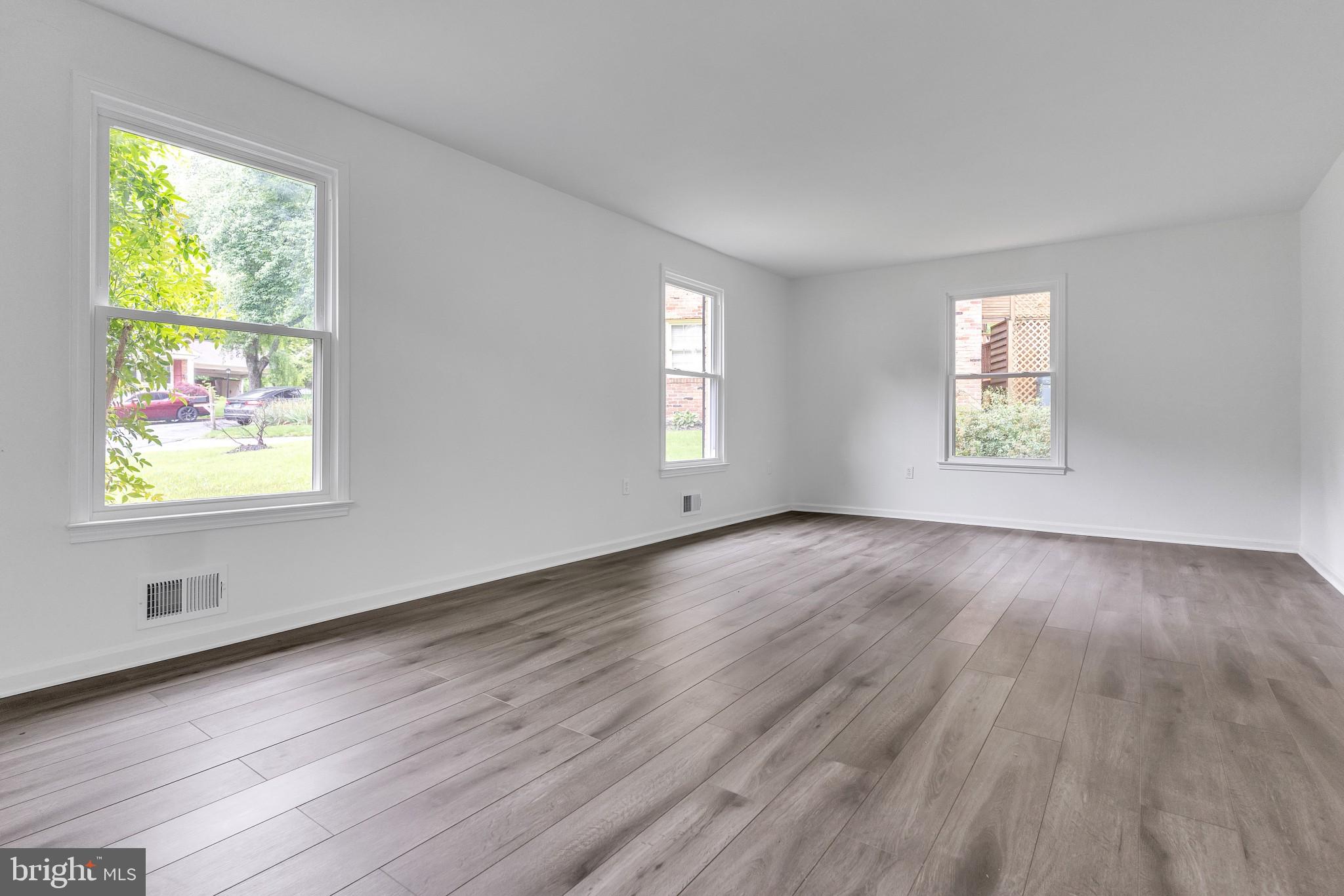 MARLTON - Residential