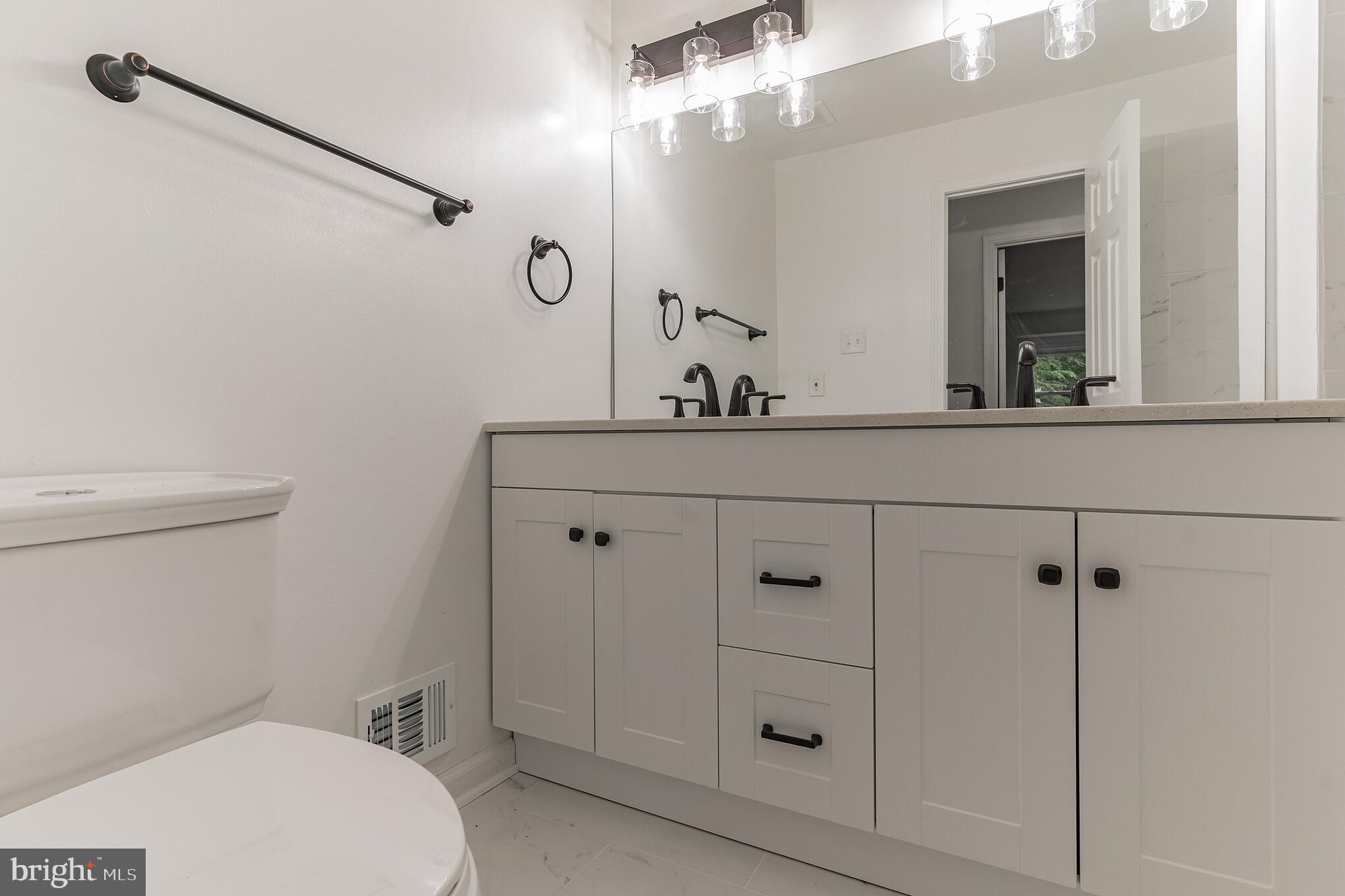 MARLTON - Residential