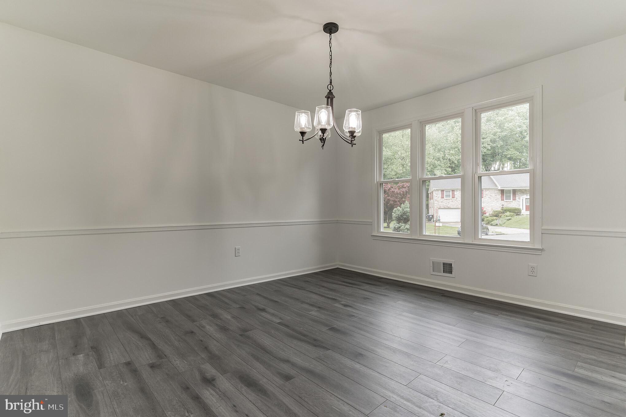 MARLTON - Residential