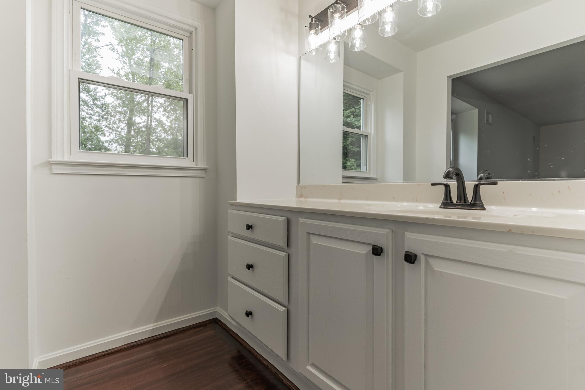 MARLTON - Residential