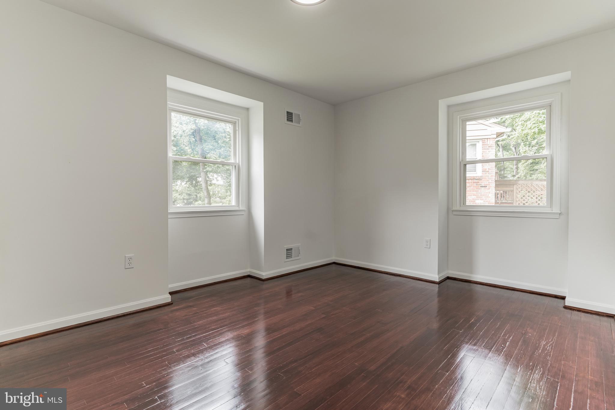 MARLTON - Residential