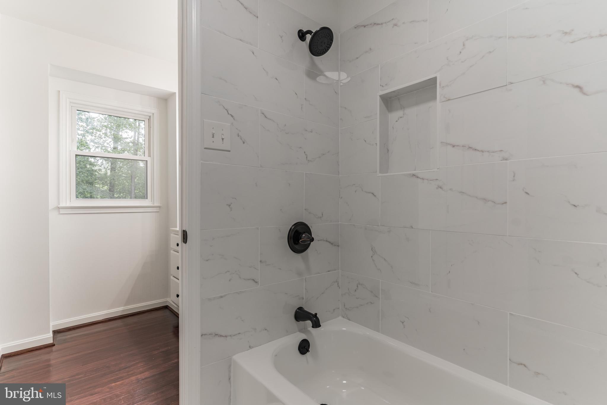 MARLTON - Residential