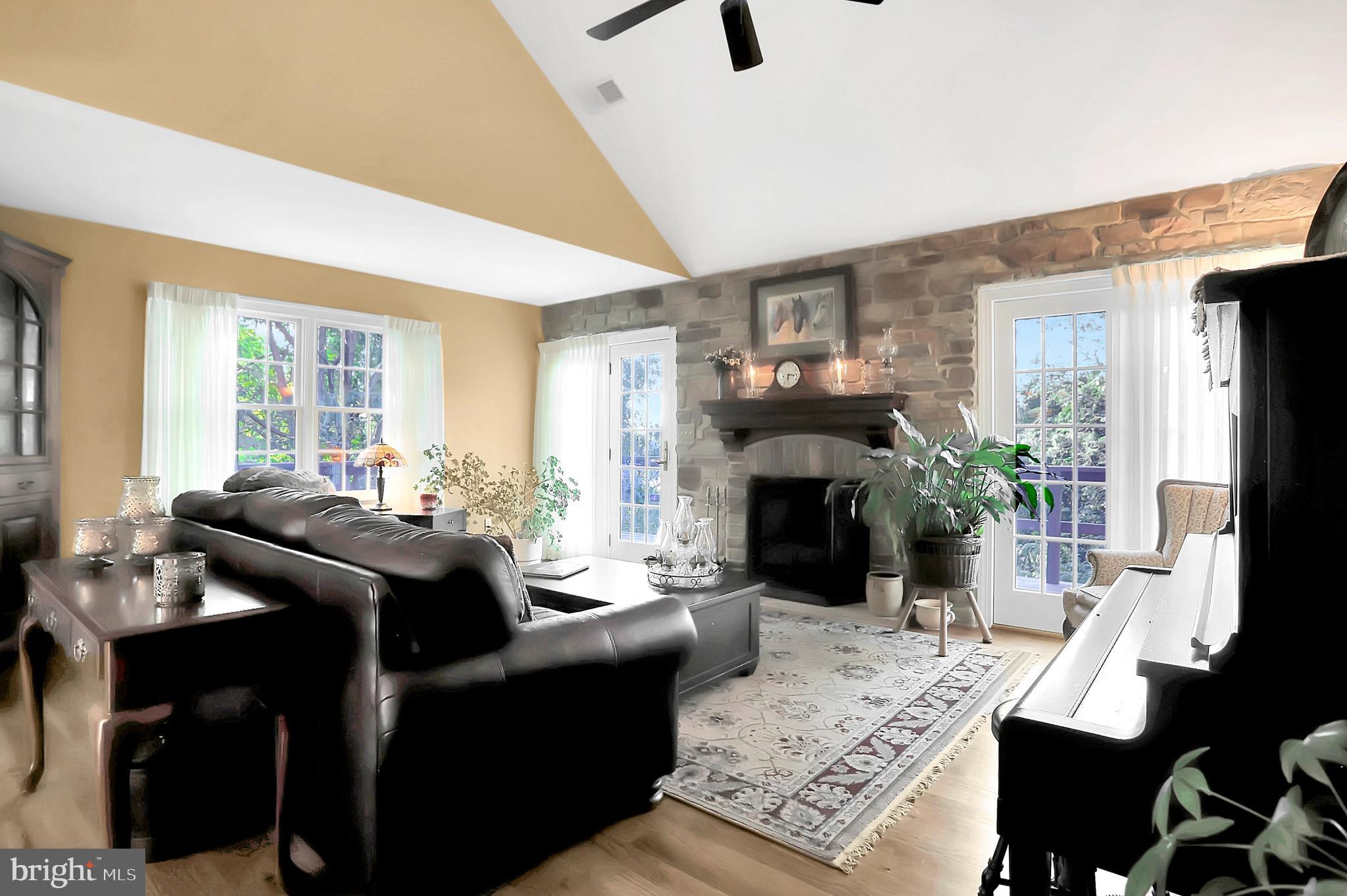 MORNINGSTAR VILLAS - Residential