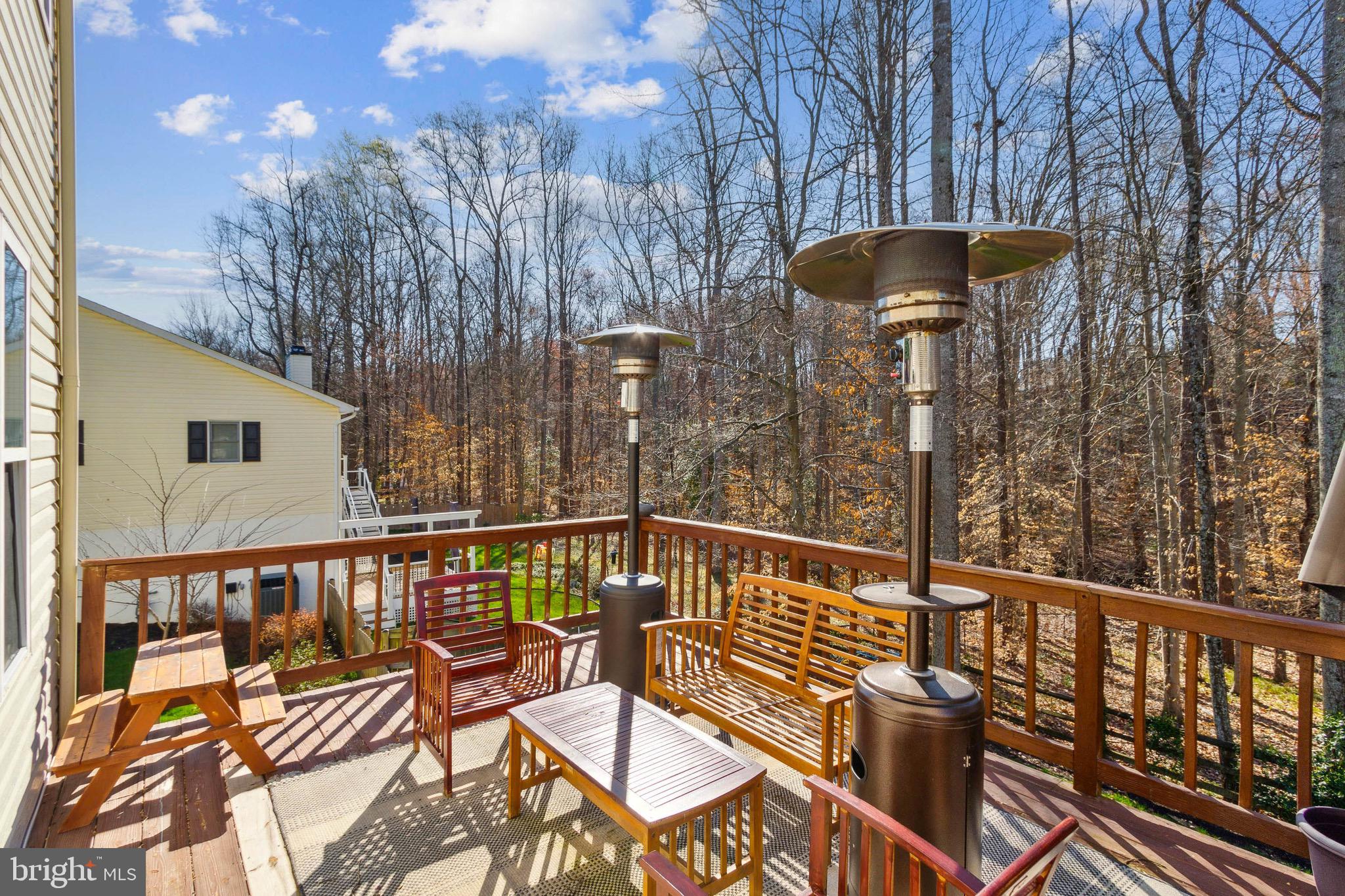 RIDGE POINTE - Residential