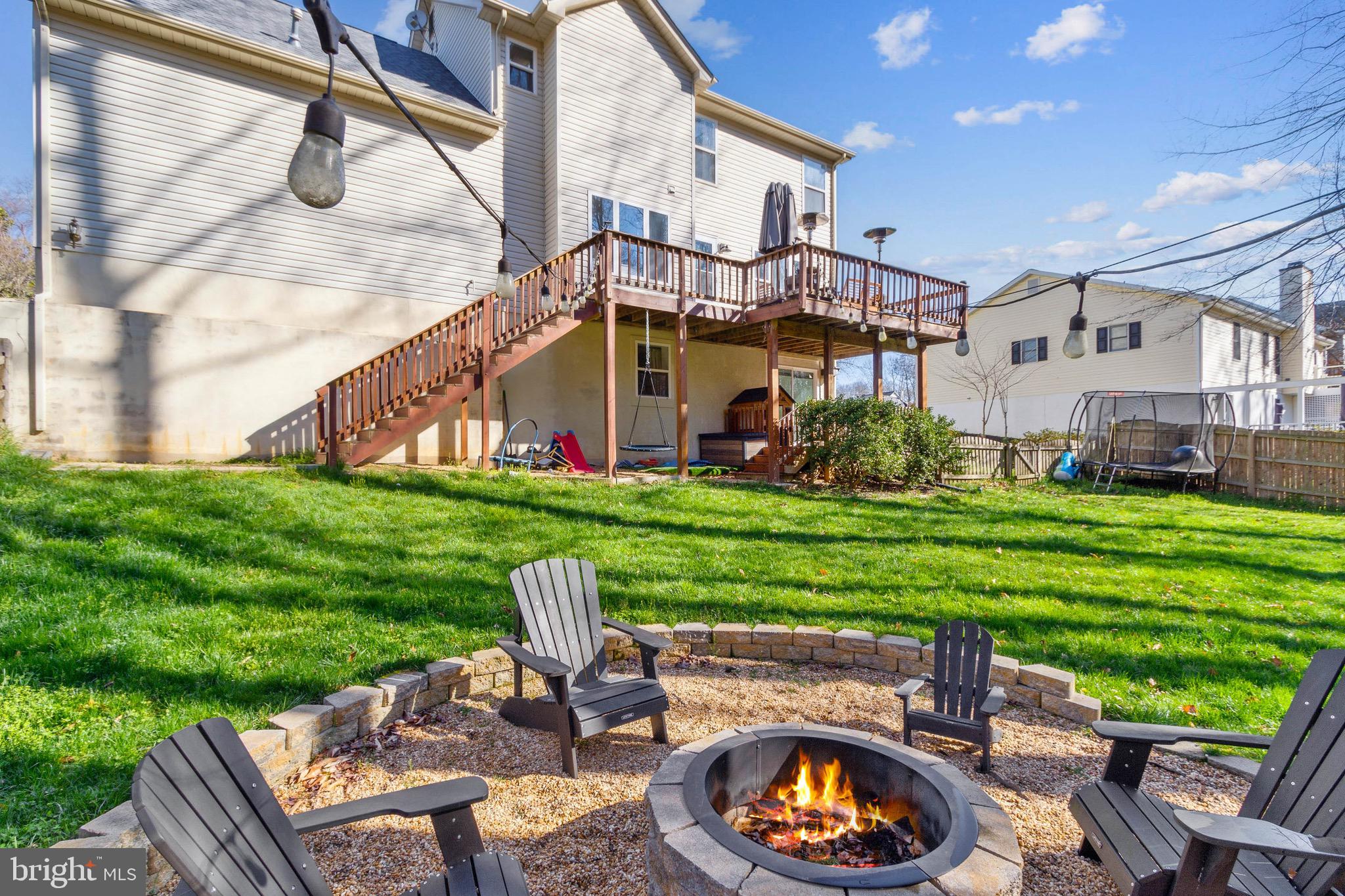 RIDGE POINTE - Residential