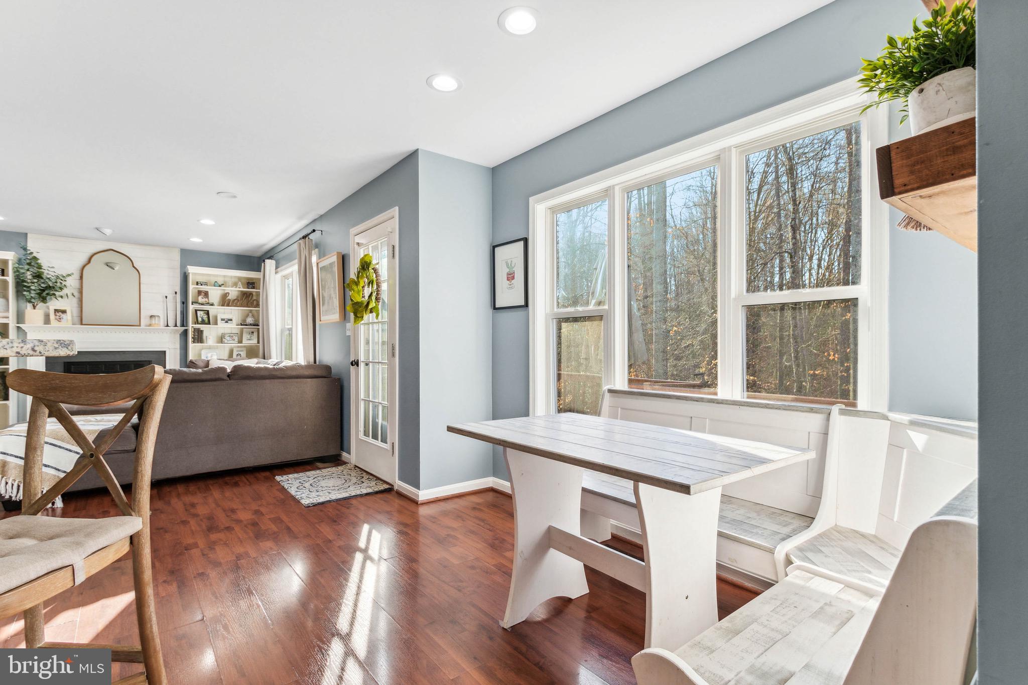 RIDGE POINTE - Residential