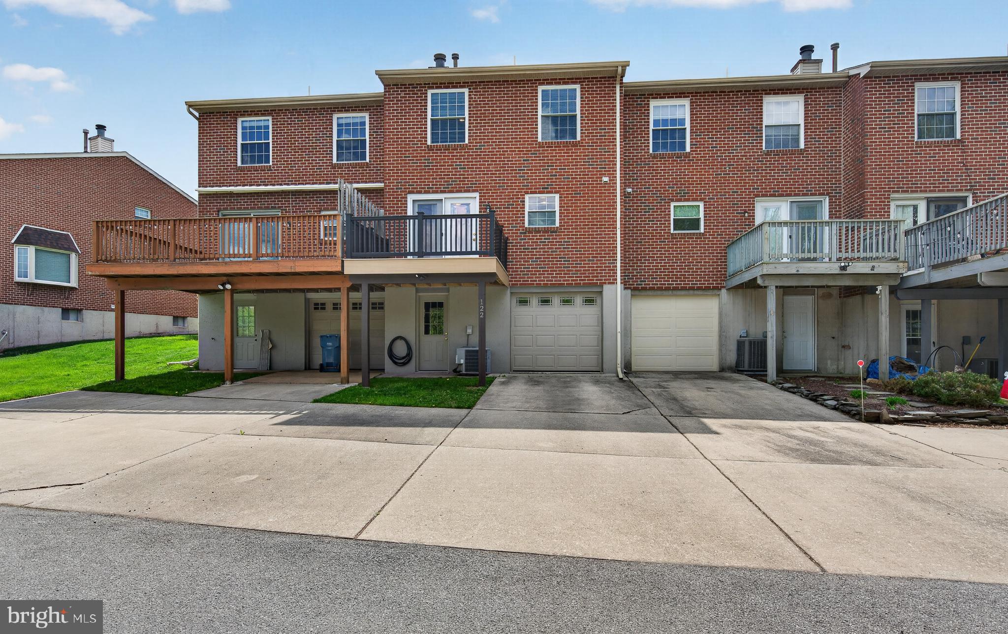 VILLAGE OF SHANNON - Residential