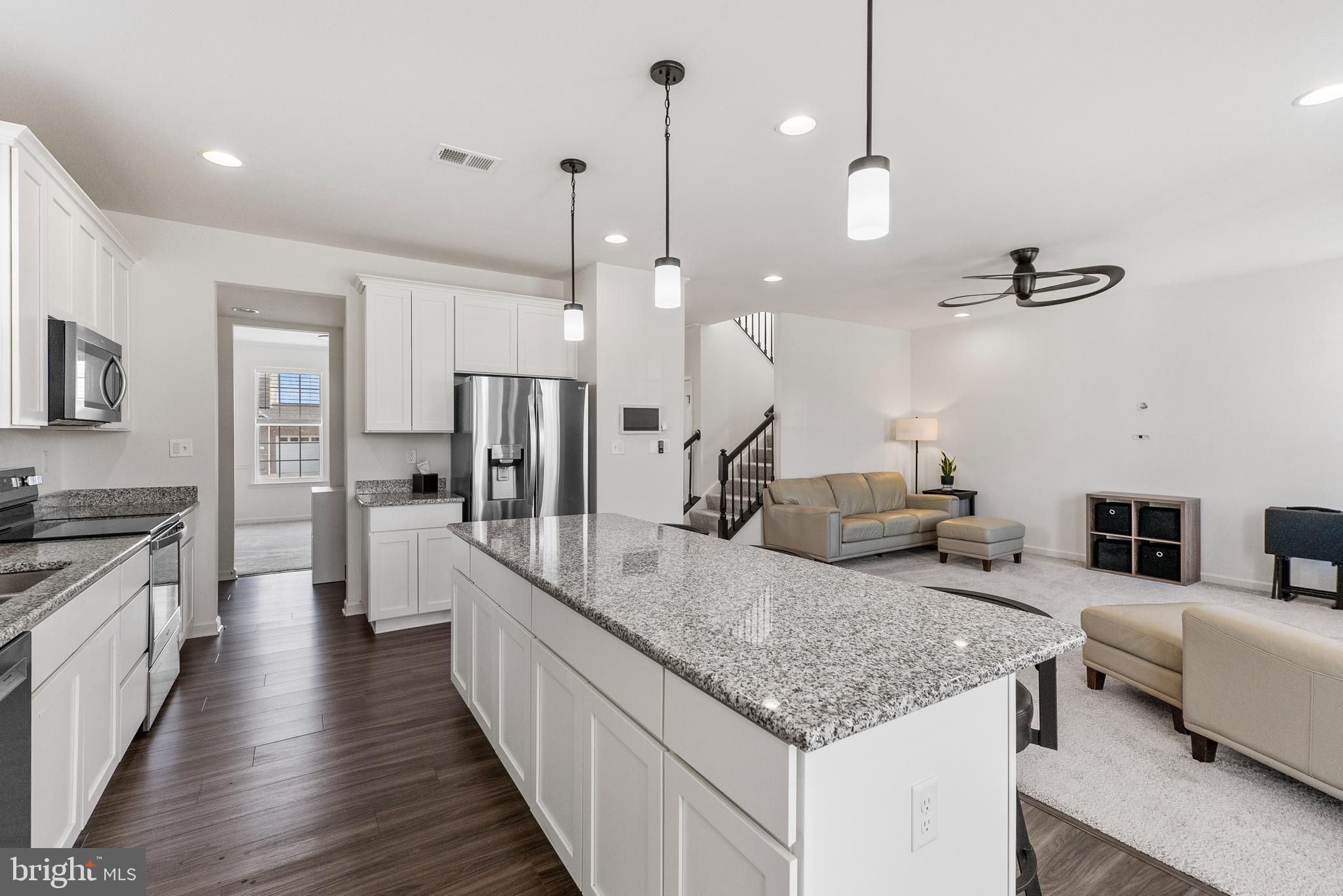 SPRINGDALE FARM - Residential