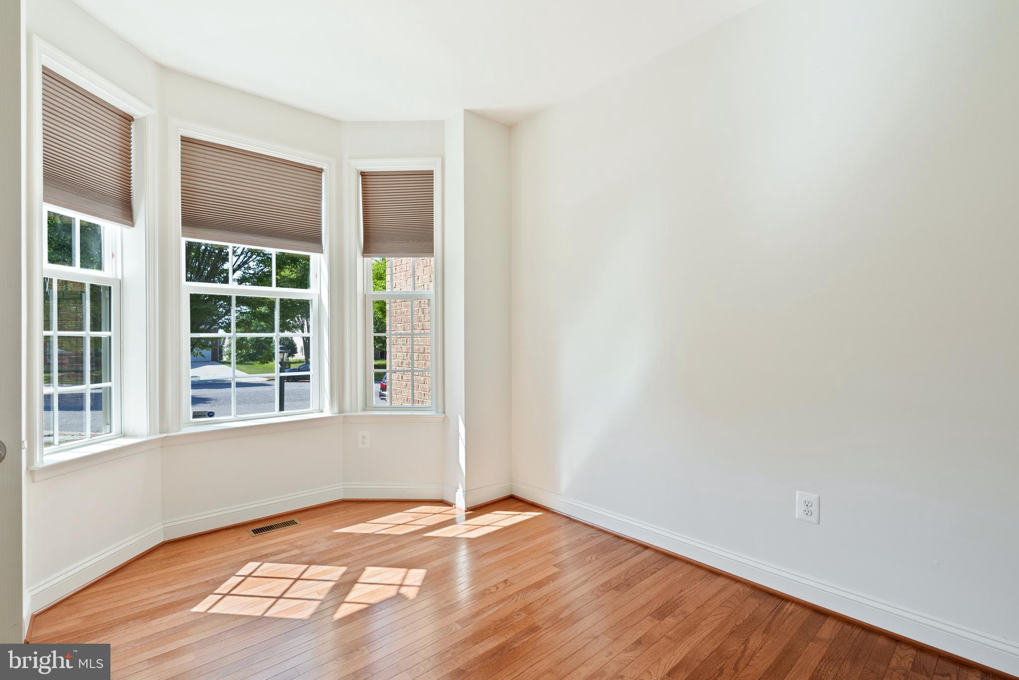 FAIRWOOD - Residential