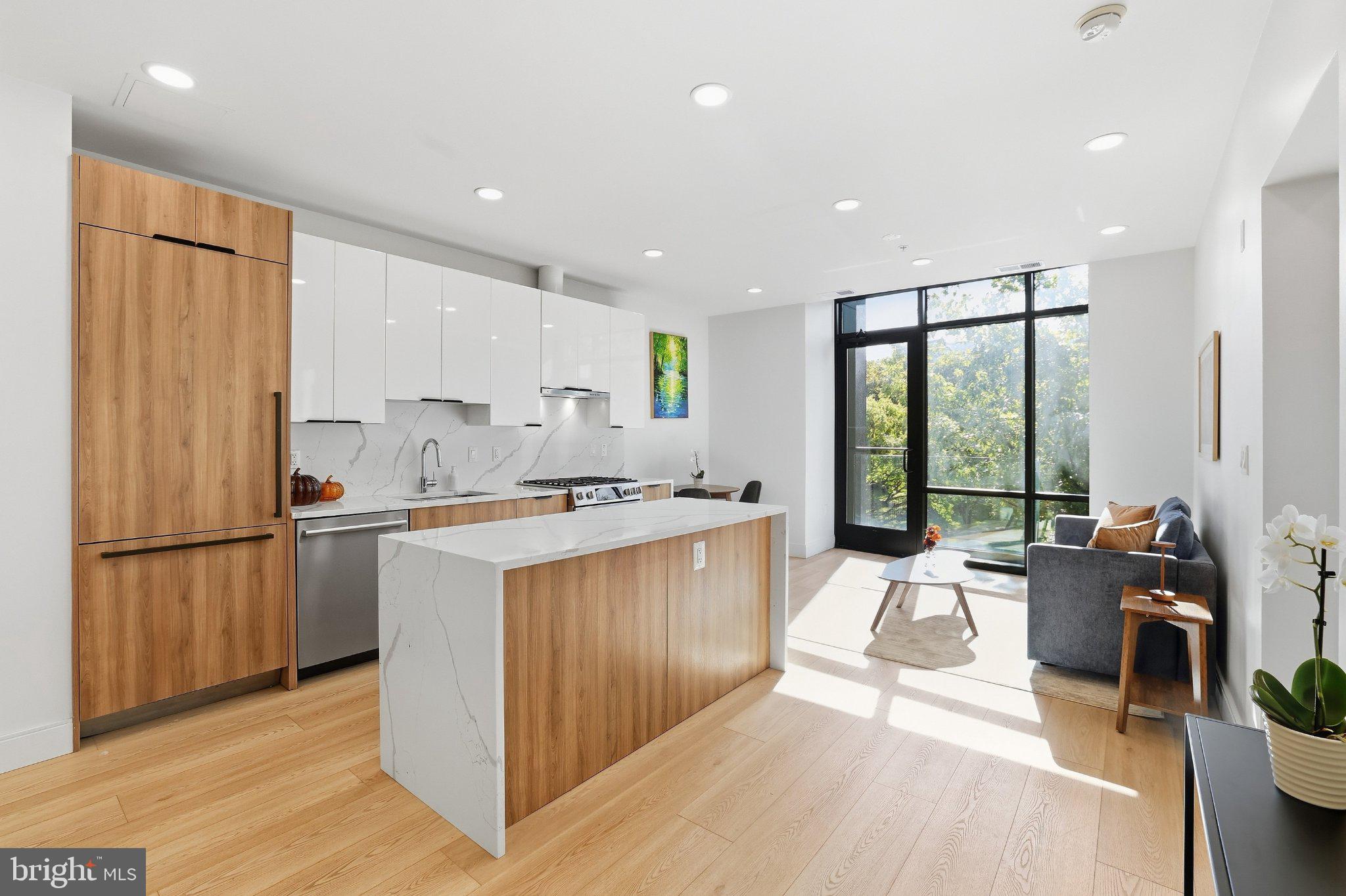 4111 CONNECTICUT AVENUE NW 302
