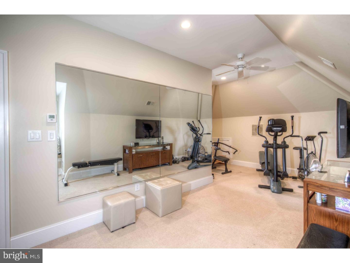 BRYN MAWR - Residential