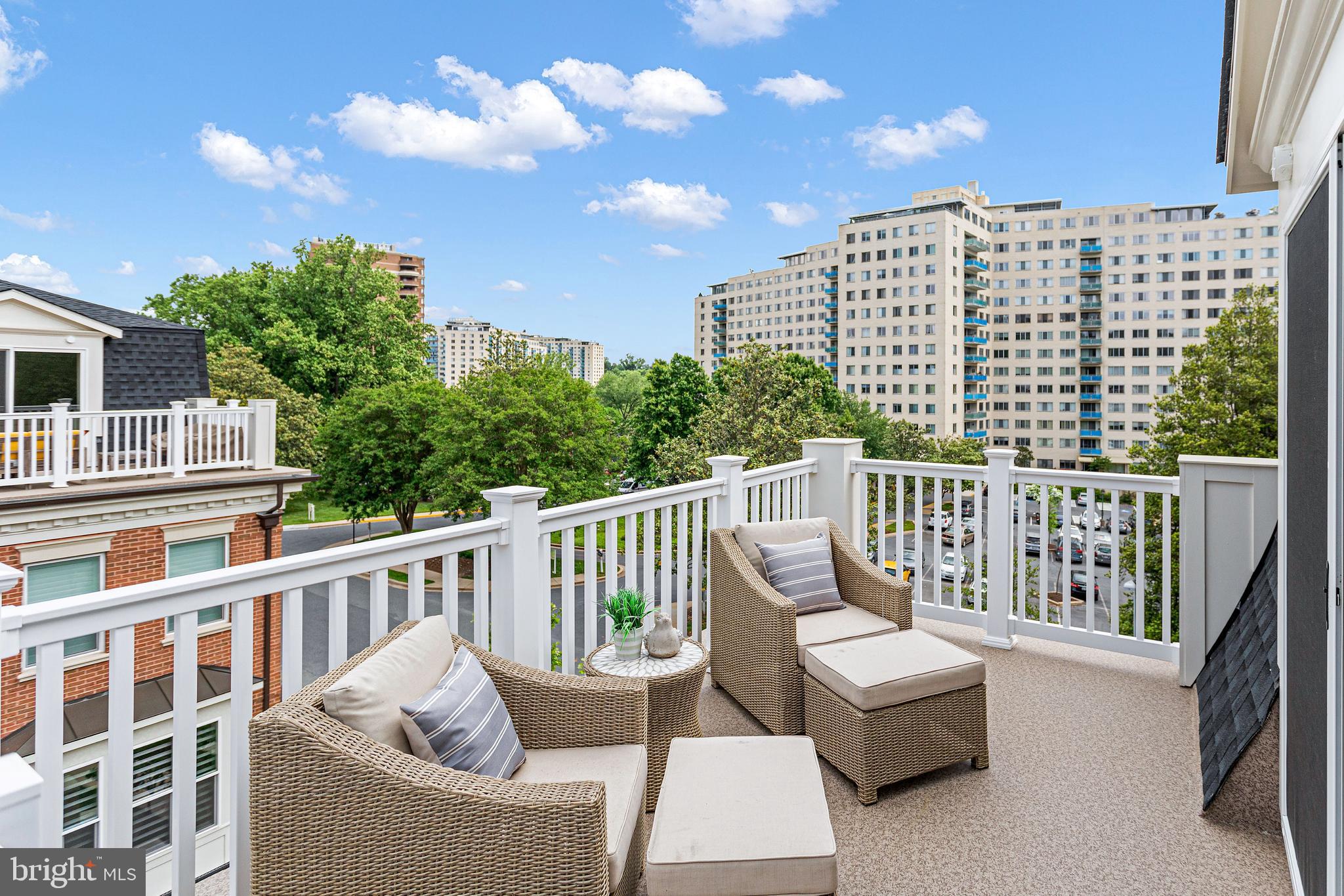 GROSVENOR PARK - Residential