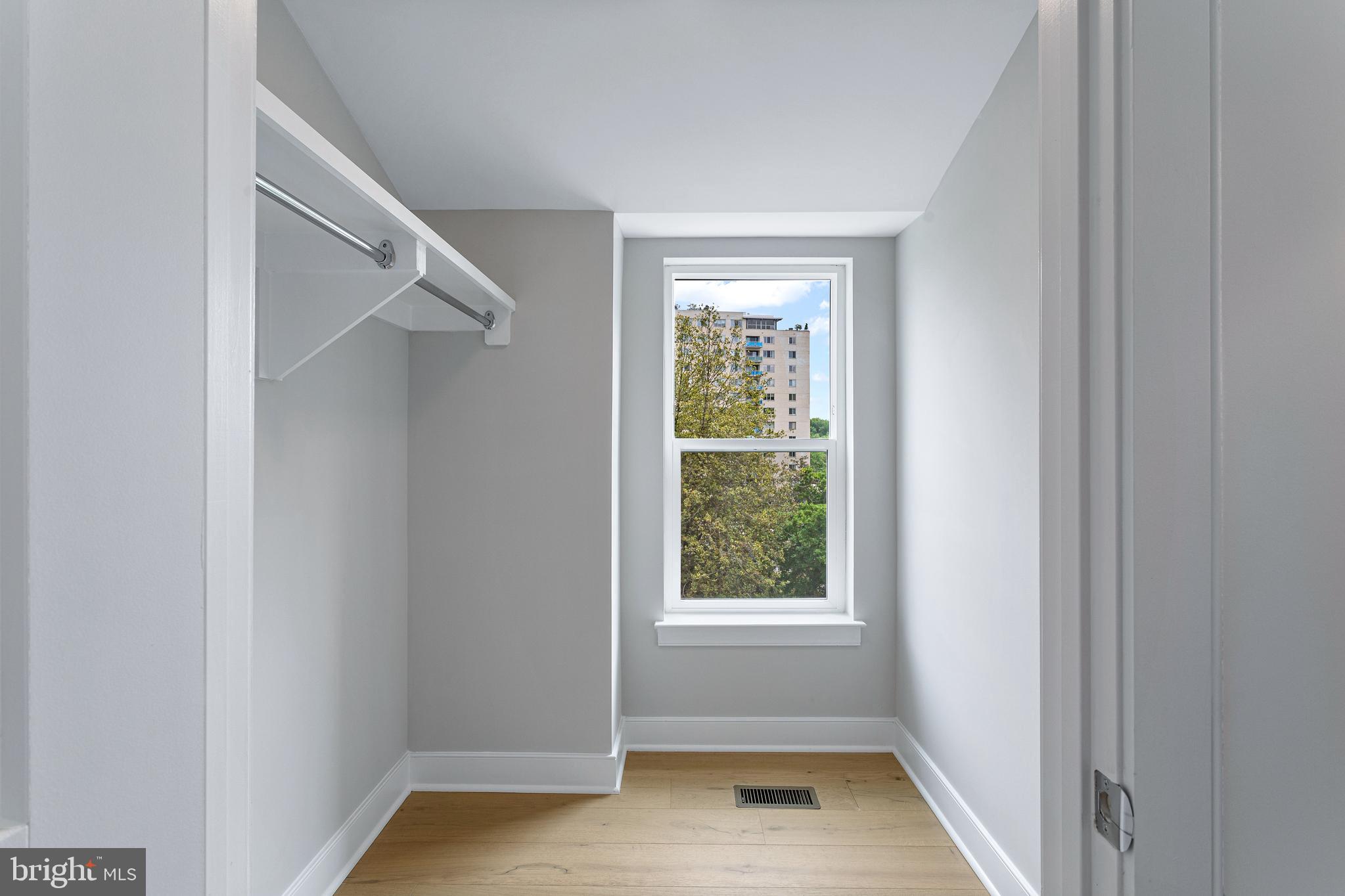 GROSVENOR PARK - Residential