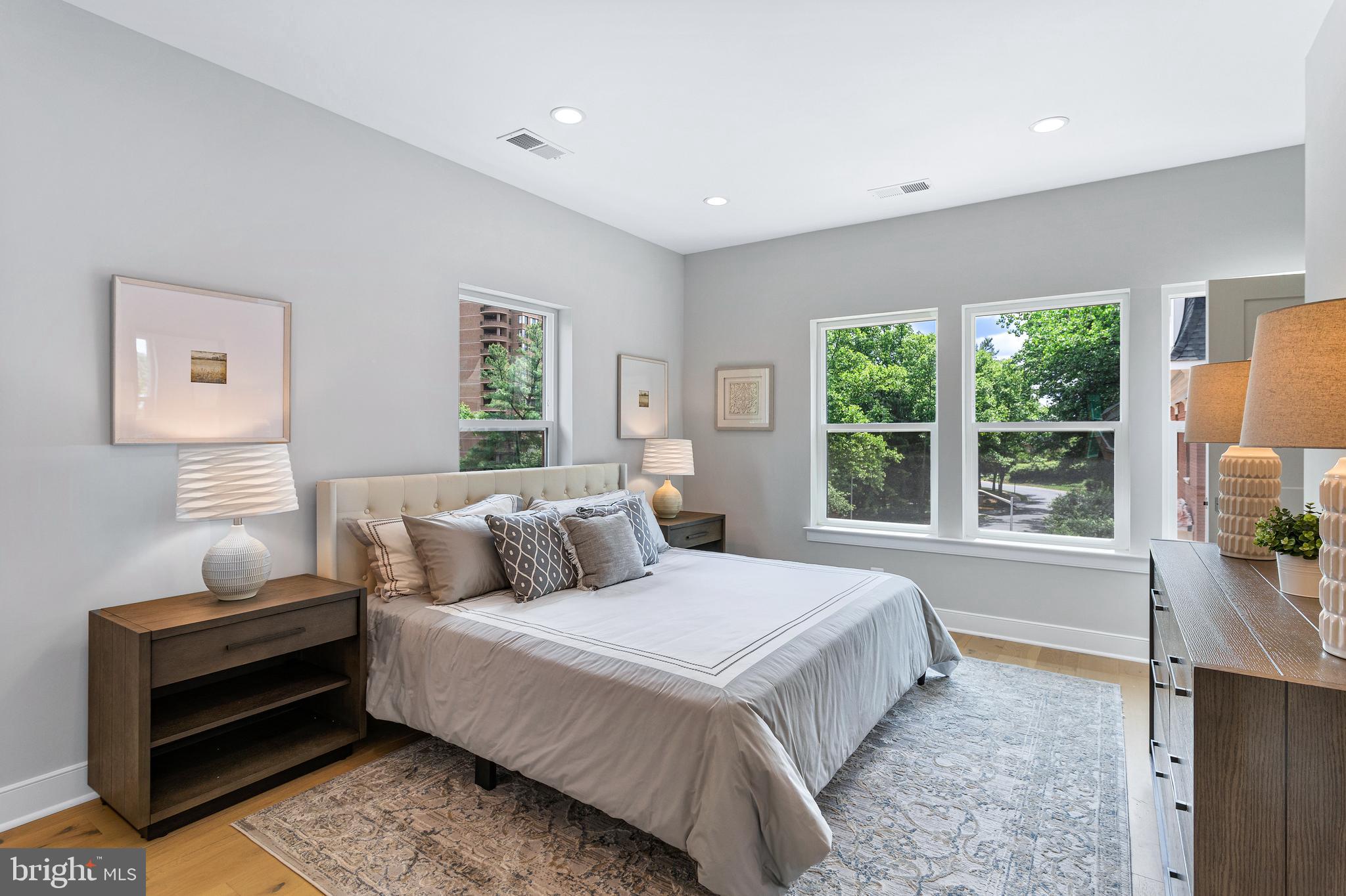 GROSVENOR PARK - Residential